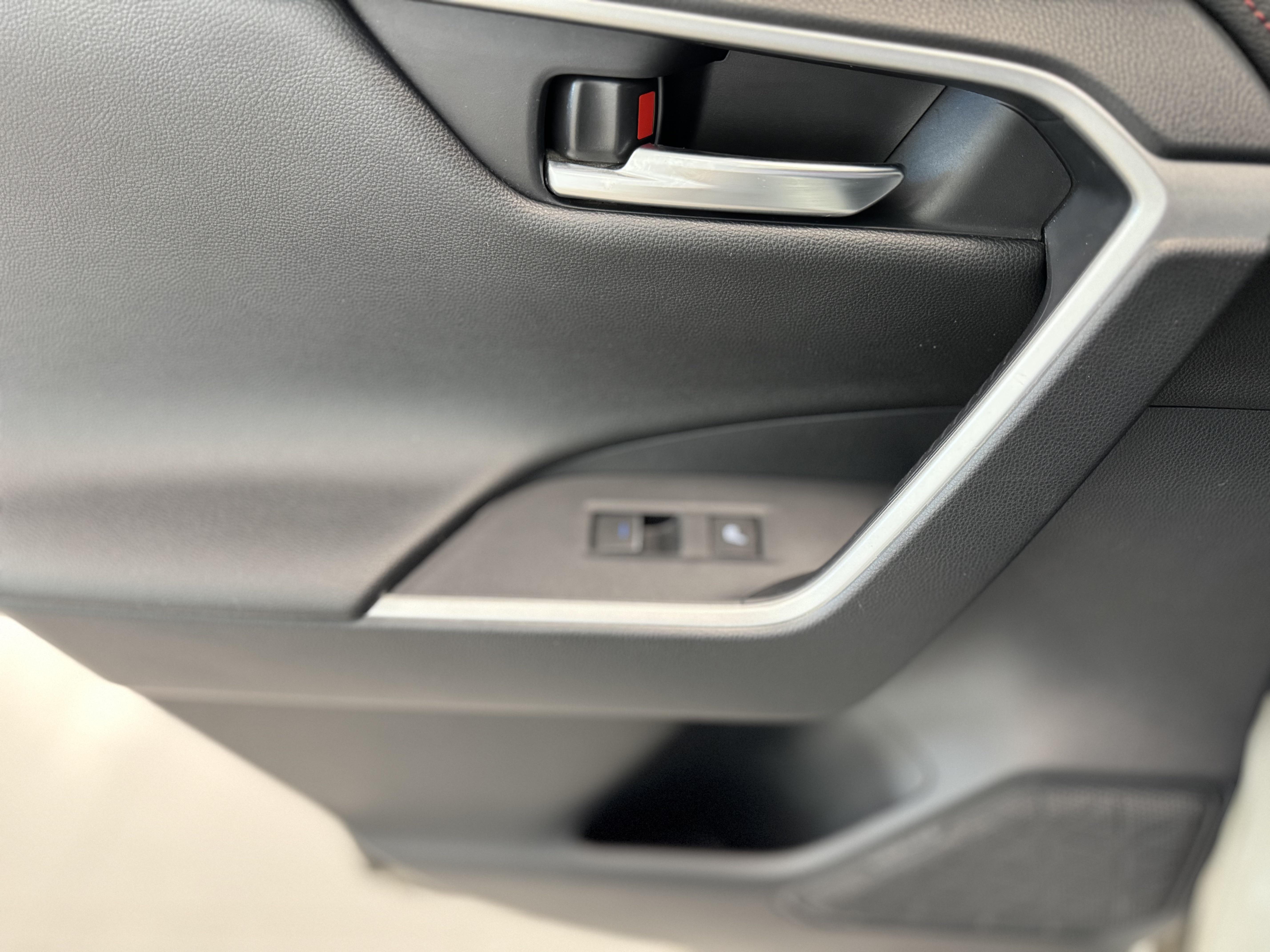 SUZUKI Across 2.5 Hybride Rechargeable 1ere Edition - Véhicule Occasion - Océane Auto SUZUKI Across 2.5 Hybride Rechargeable 1ere Edition - Véhicule Occasion Océane Auto