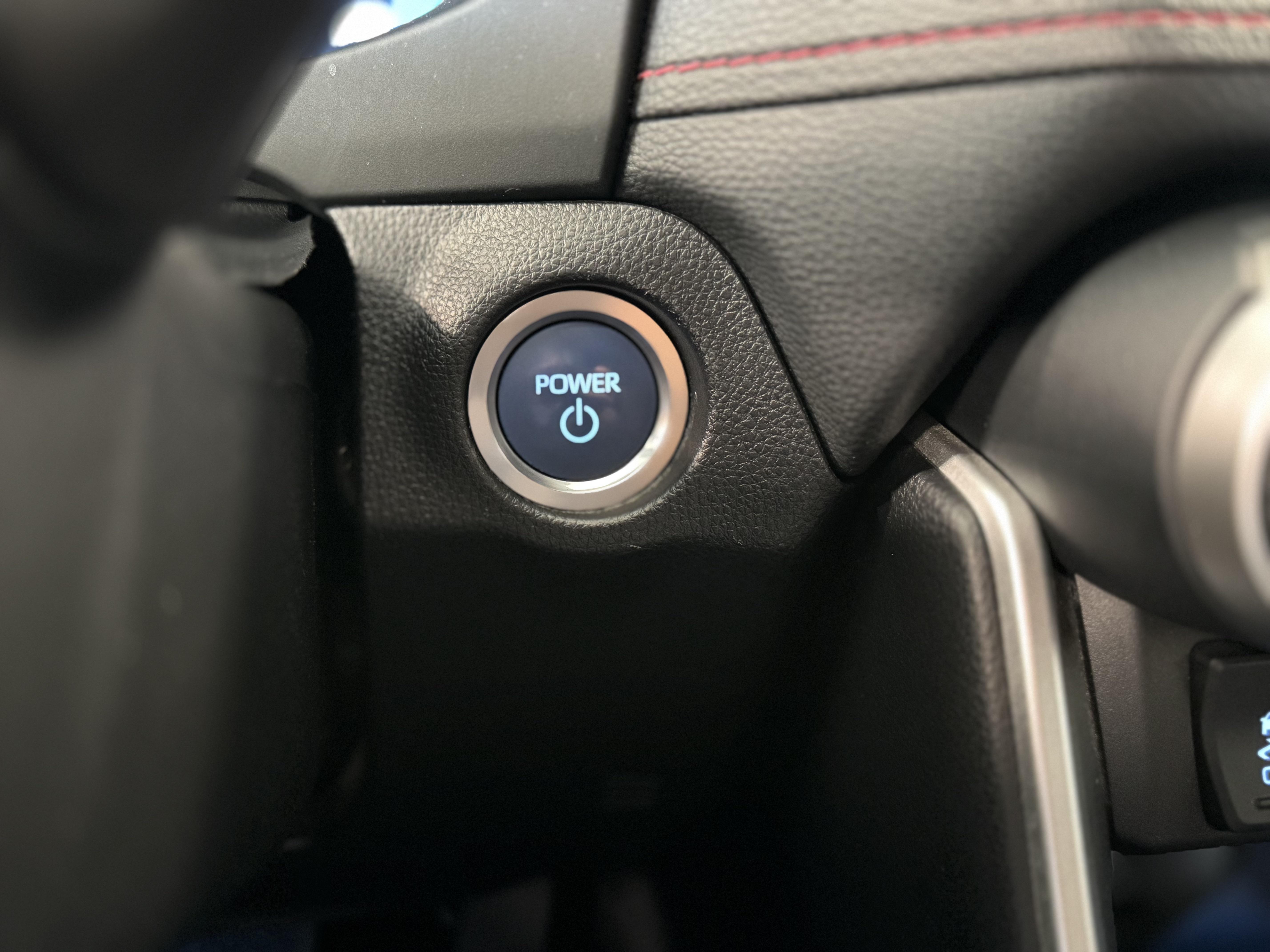SUZUKI Across 2.5 Hybride Rechargeable 1ere Edition - Véhicule Occasion - Océane Auto SUZUKI Across 2.5 Hybride Rechargeable 1ere Edition - Véhicule Occasion Océane Auto