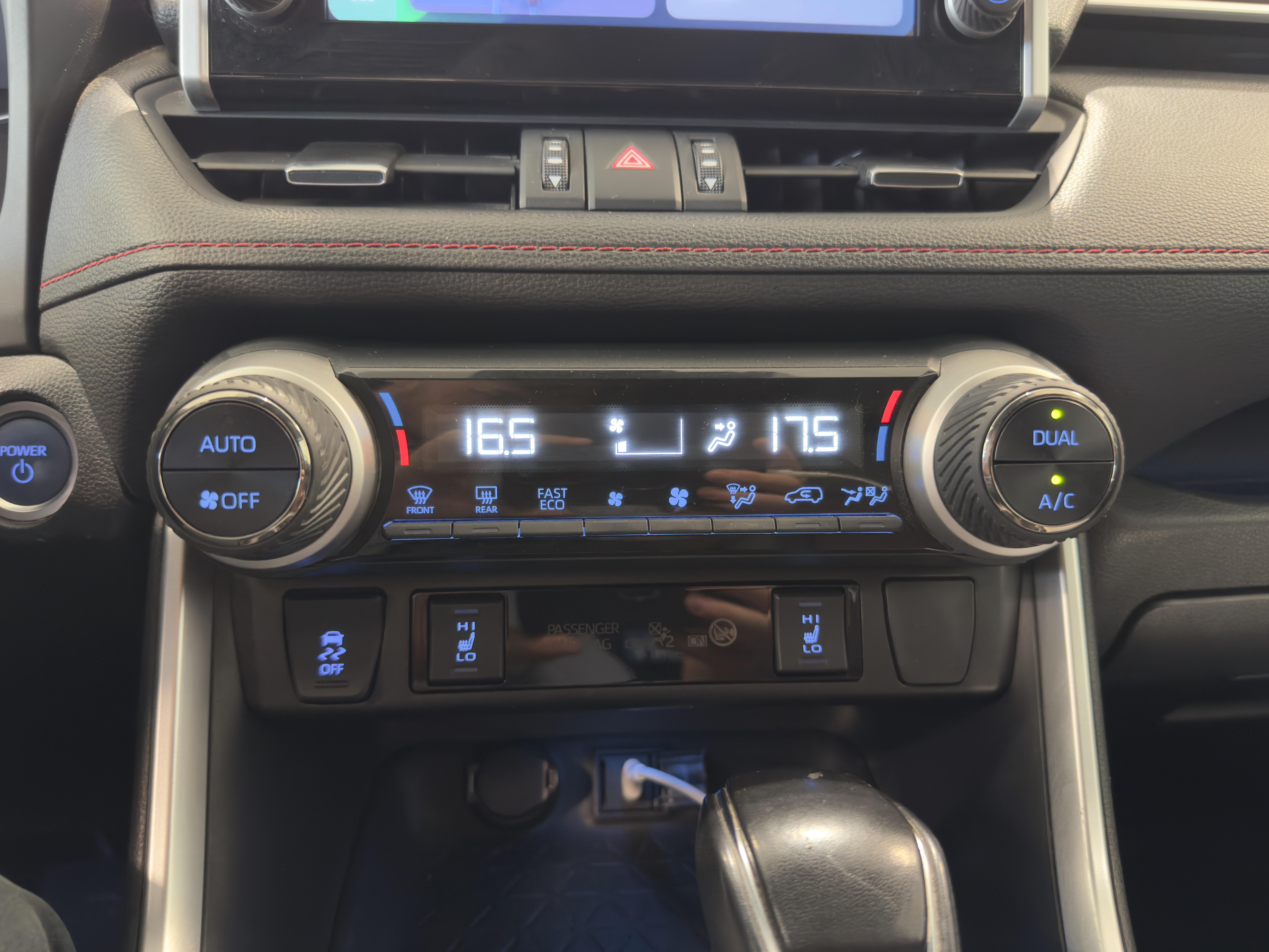 SUZUKI Across 2.5 Hybride Rechargeable 1ere Edition - Véhicule Occasion - Océane Auto SUZUKI Across 2.5 Hybride Rechargeable 1ere Edition - Véhicule Occasion Océane Auto