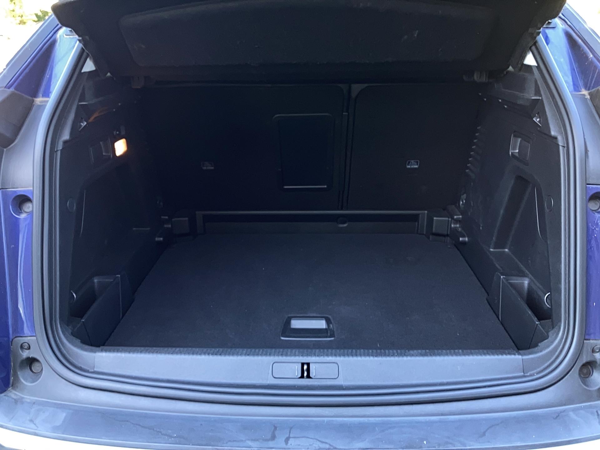 PEUGEOT 3008 Puretech 130ch S&S EAT8 Active - Véhicule Occasion - Océane Auto PEUGEOT 3008 Puretech 130ch S&S EAT8 Active - Véhicule Occasion Océane Auto