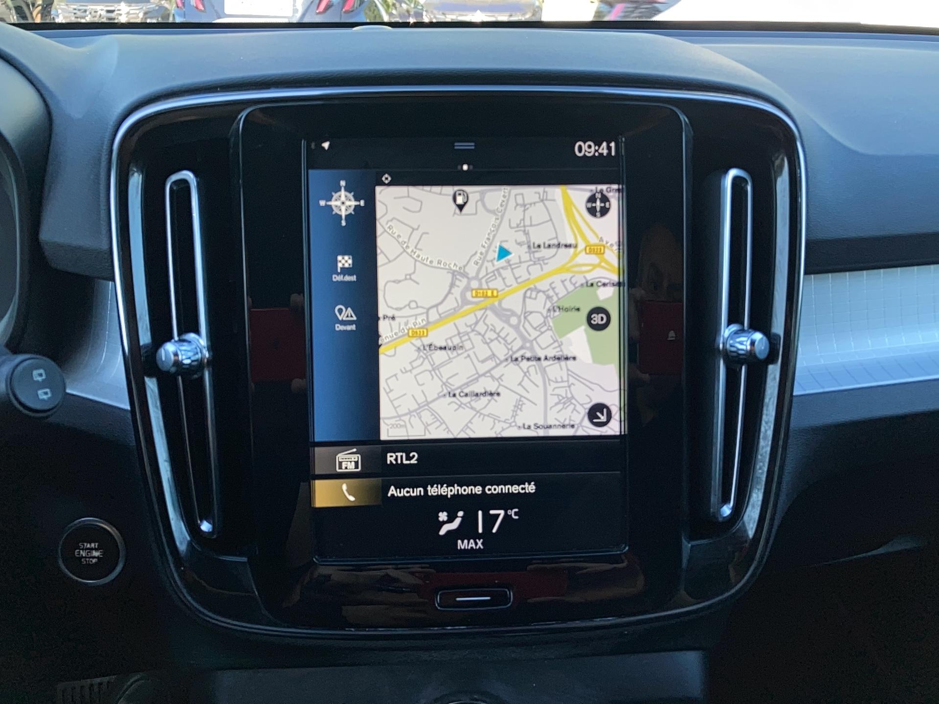 VOLVO XC40 D3 AdBlue 150 ch Geartronic 8 Momentum - Véhicule Occasion - Océane Auto VOLVO XC40 D3 AdBlue 150 ch Geartronic 8 Momentum - Véhicule Occasion Océane Auto