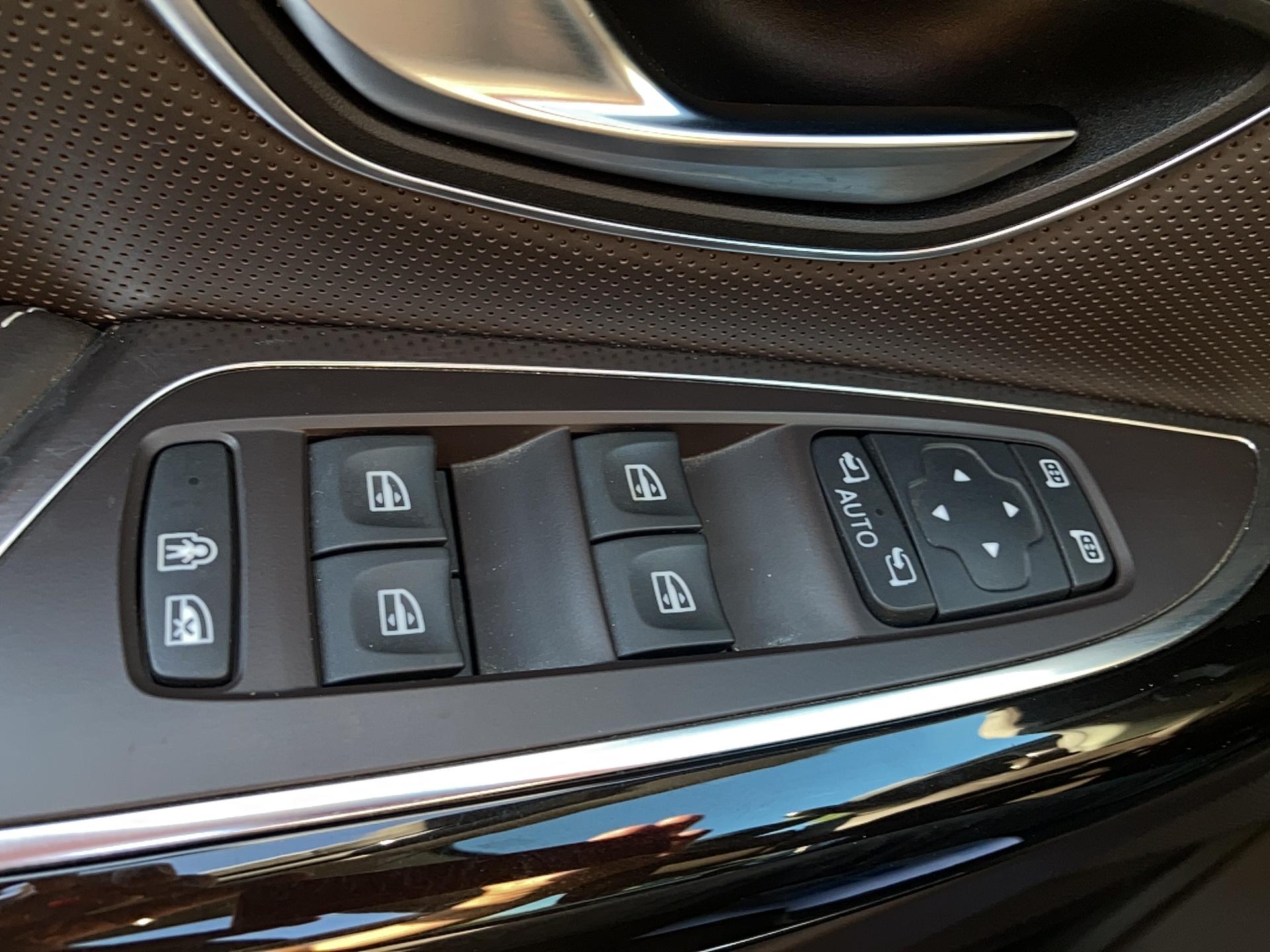 RENAULT Espace dCi 160 Energy Twin Turbo Initiale Paris EDC - Véhicule Occasion Océane Auto