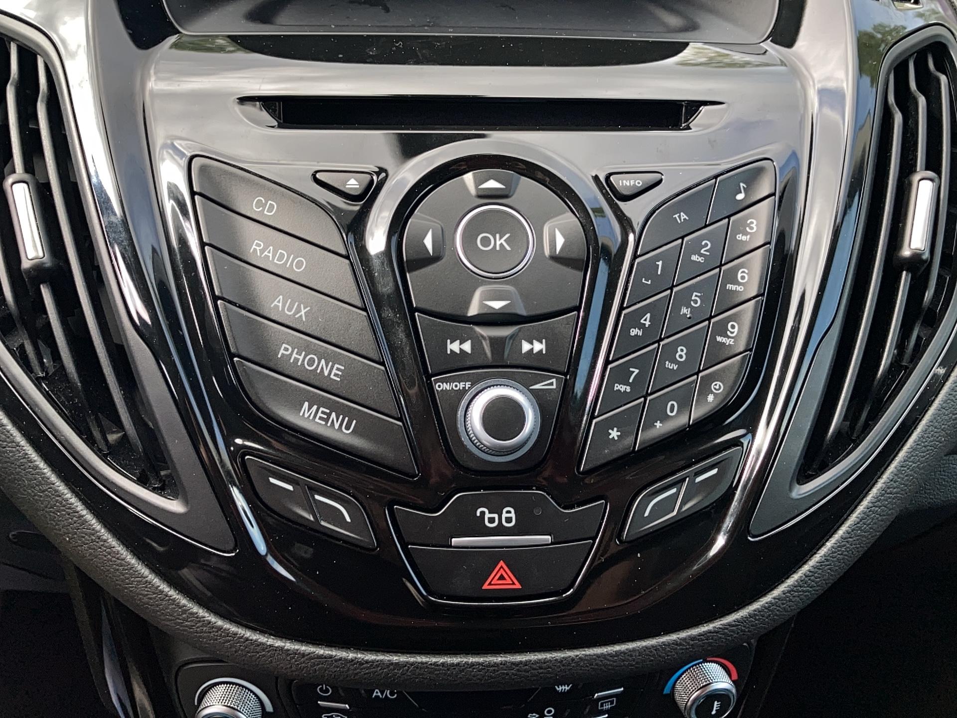 FORD B-MAX 1.0 EcoBoost 125 S&S Titanium - Véhicule Occasion - Océane Auto FORD B-MAX 1.0 EcoBoost 125 S&S Titanium - Véhicule Occasion Océane Auto