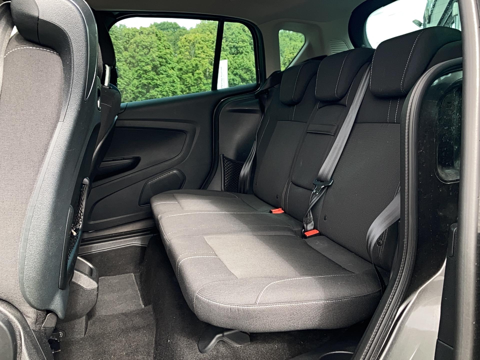 FORD B-MAX 1.0 EcoBoost 125 S&S Titanium - Véhicule Occasion - Océane Auto FORD B-MAX 1.0 EcoBoost 125 S&S Titanium - Véhicule Occasion Océane Auto