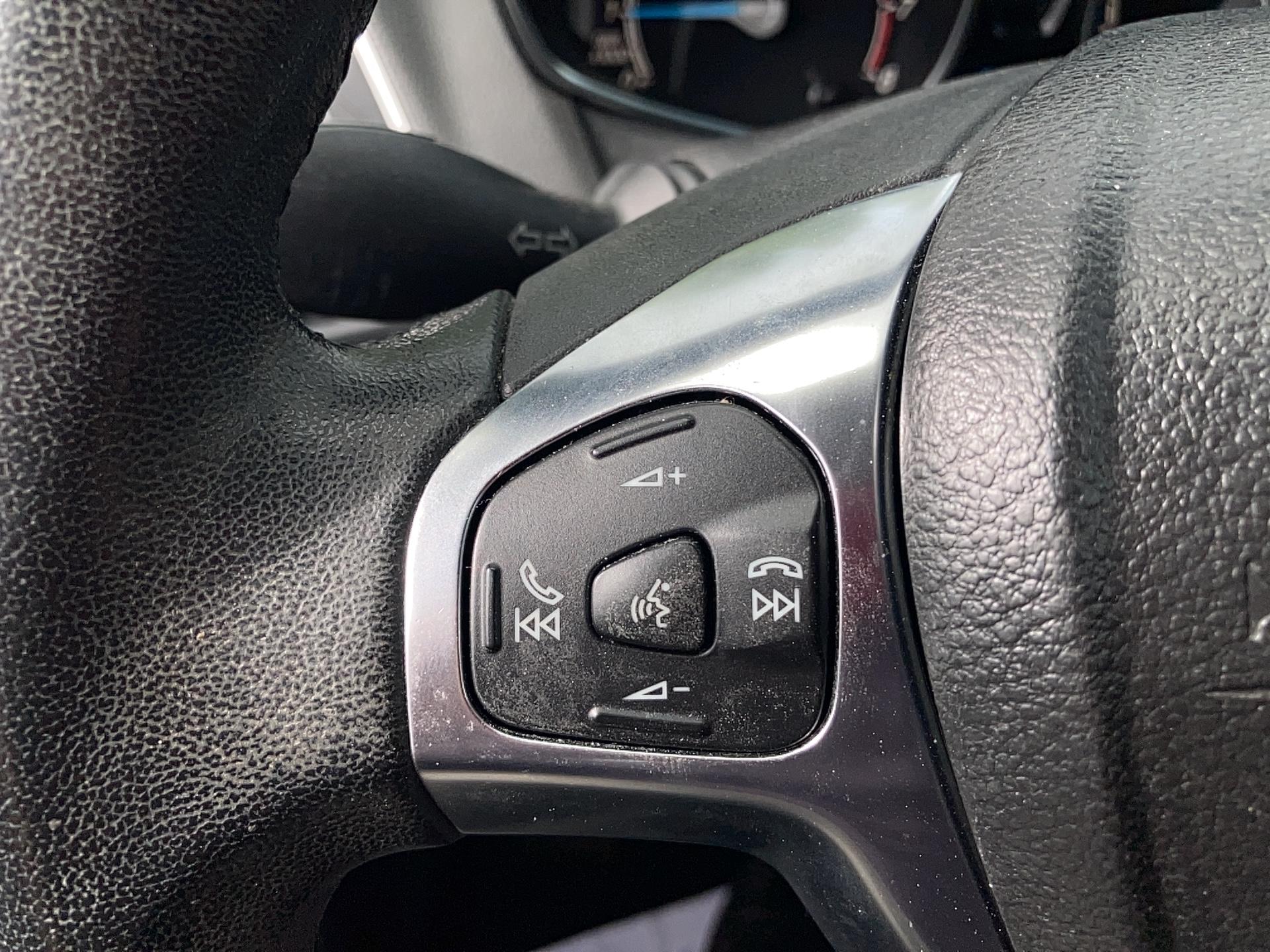 FORD B-MAX 1.0 EcoBoost 125 S&S Titanium - Véhicule Occasion - Océane Auto FORD B-MAX 1.0 EcoBoost 125 S&S Titanium - Véhicule Occasion Océane Auto