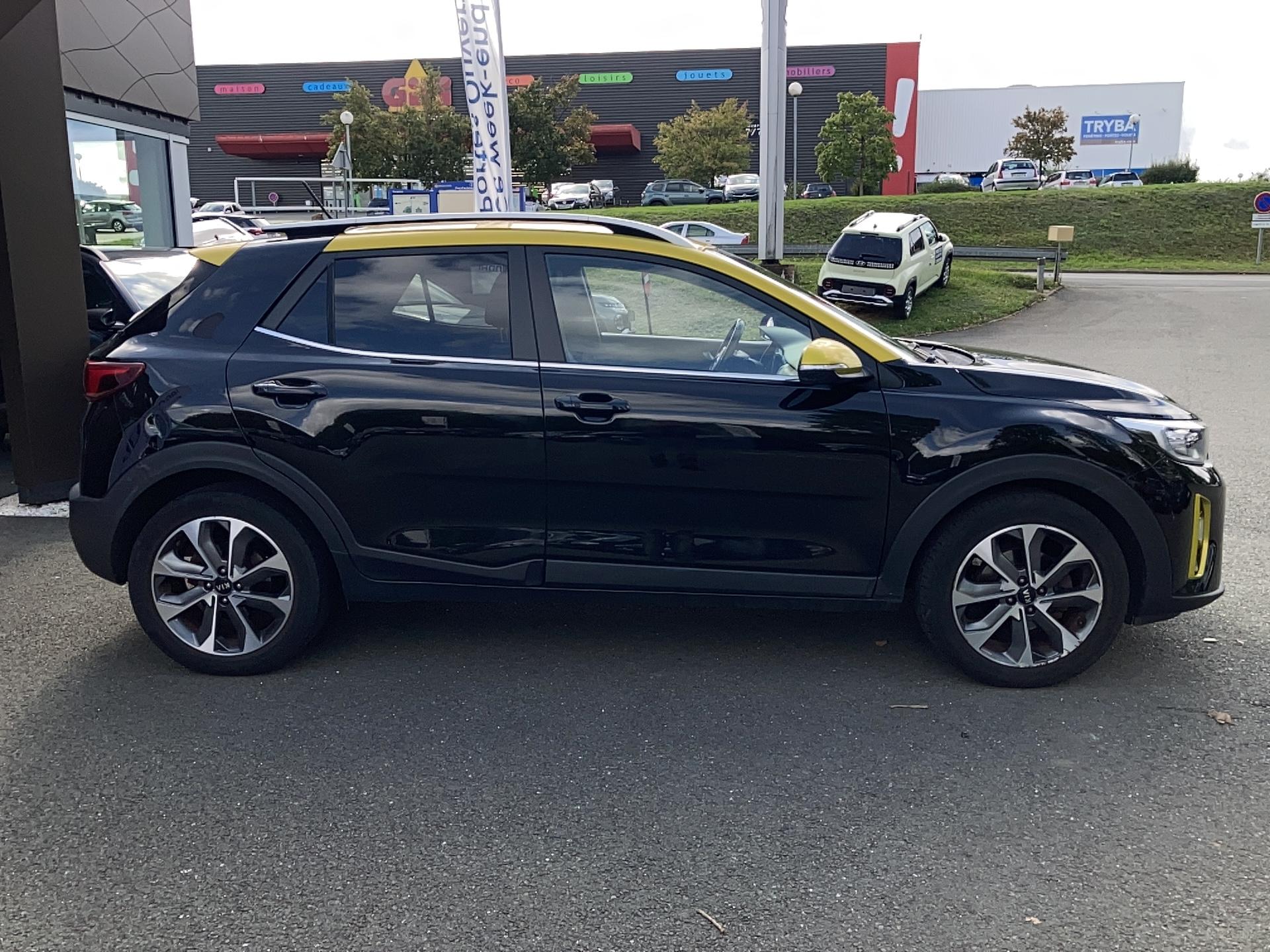 KIA Stonic 1.0 T-GDi 120 ch Premium - Véhicule Occasion - Océane Auto KIA Stonic 1.0 T-GDi 120 ch Premium - Véhicule Occasion Océane Auto