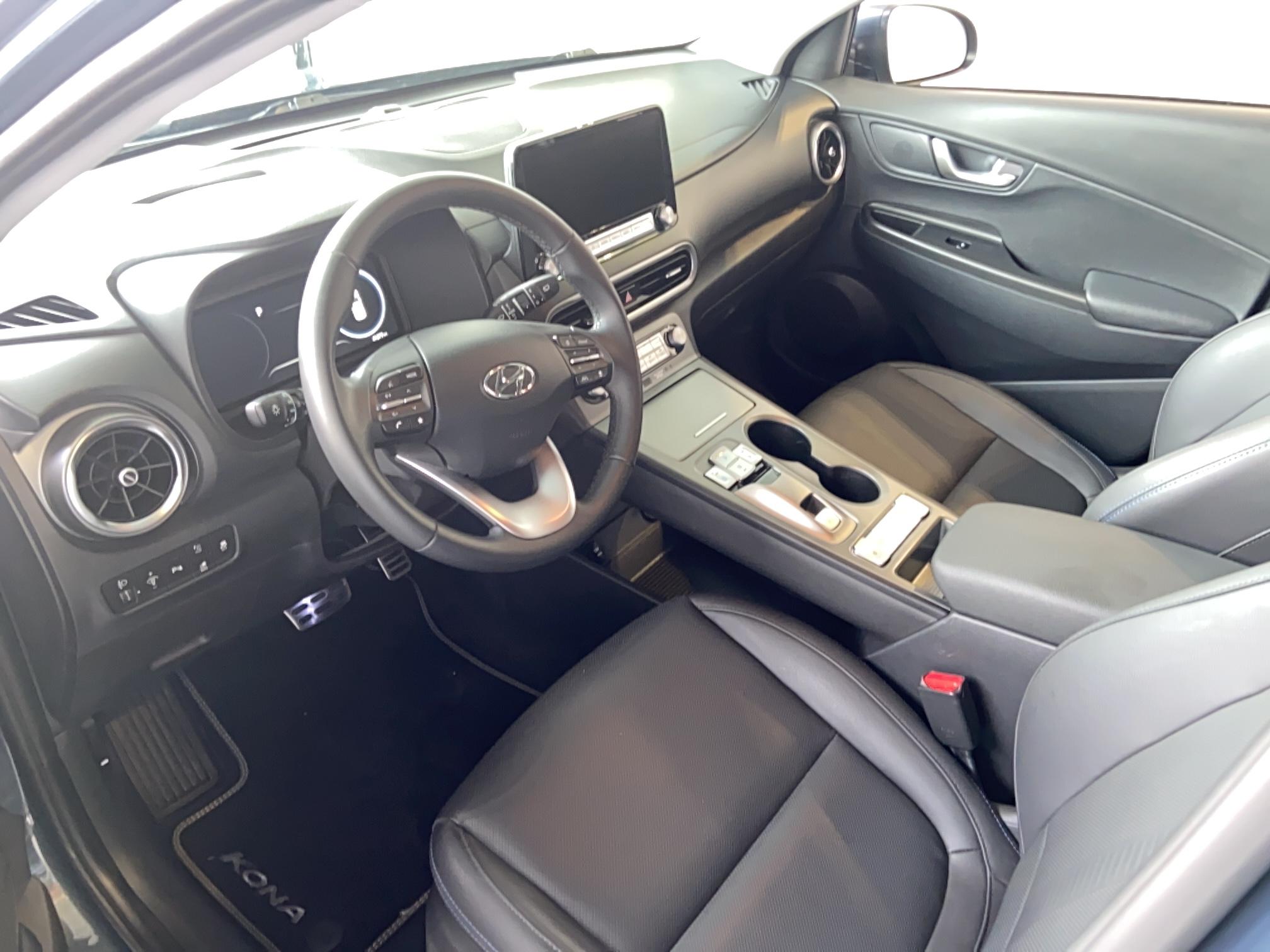 HYUNDAI Kona Electrique 39 kWh - 136 ch Executive - Véhicule Occasion Océane Auto