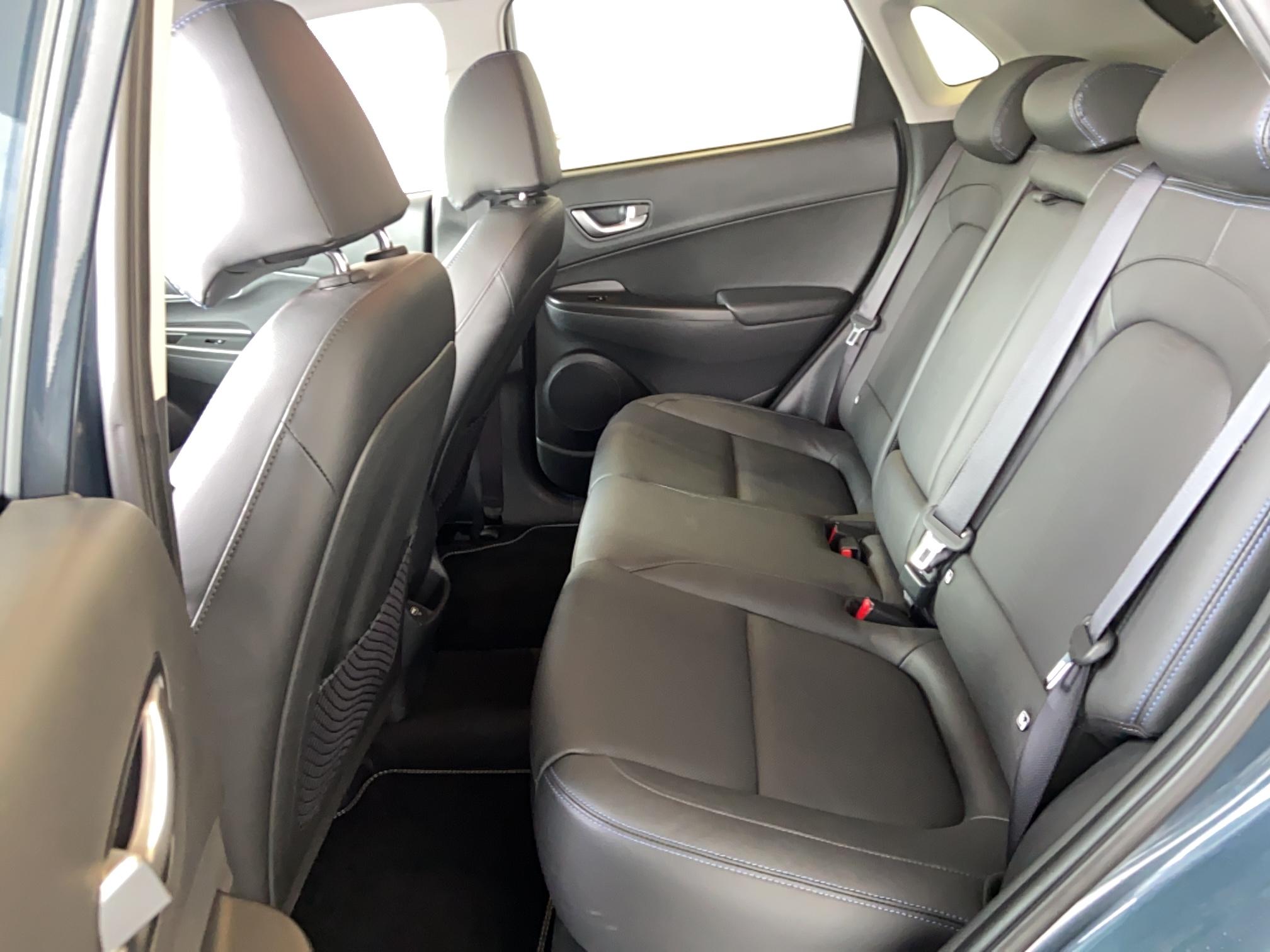 HYUNDAI Kona Electrique 39 kWh - 136 ch Executive - Véhicule Occasion Océane Auto