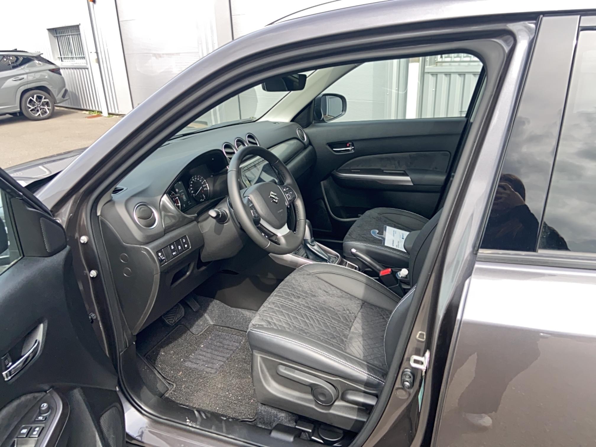 SUZUKI Vitara 1.4 Boosterjet Hybrid Auto Style - Véhicule Occasion - Océane Auto SUZUKI Vitara 1.4 Boosterjet Hybrid Auto Style - Véhicule Occasion Océane Auto