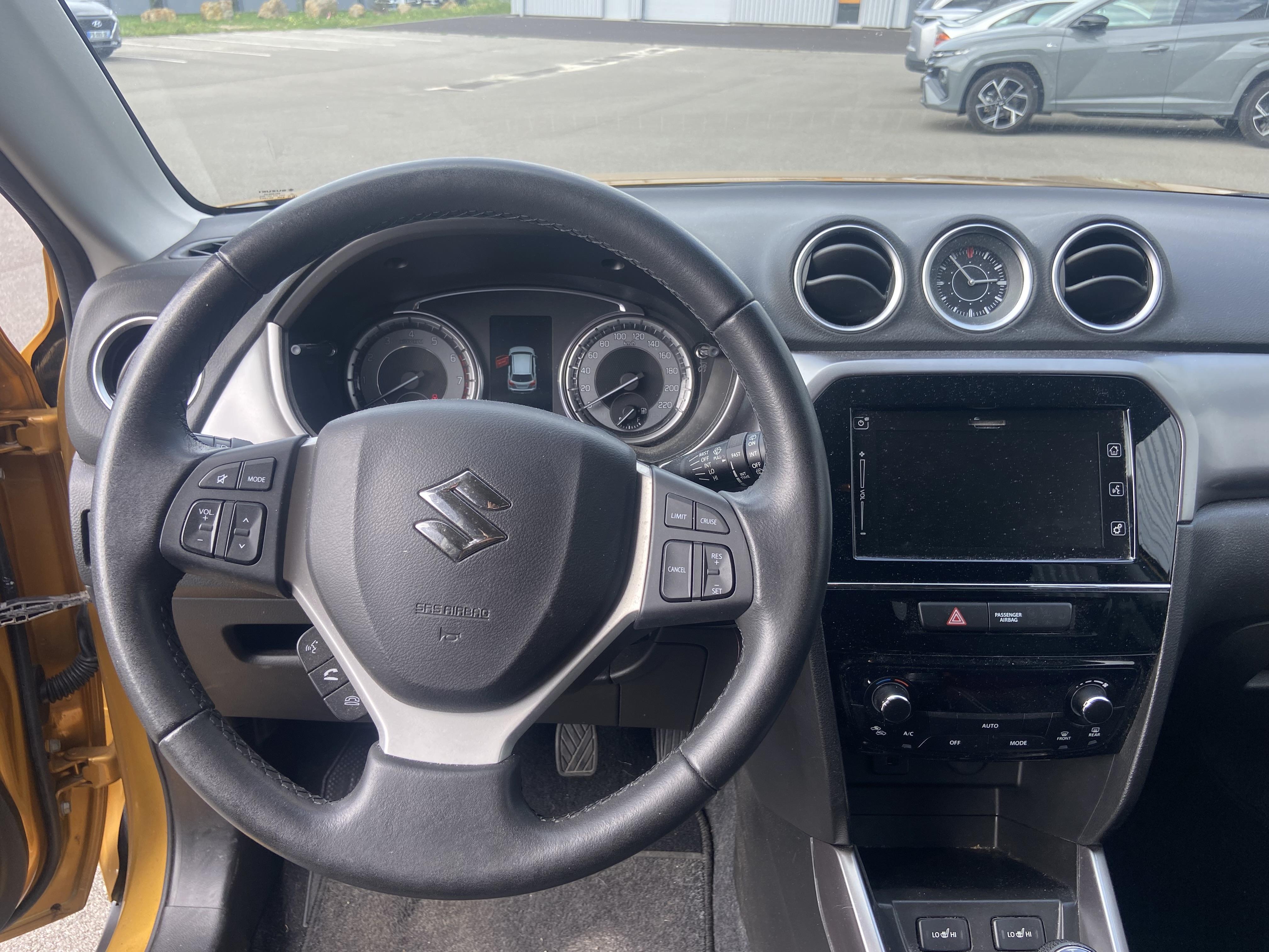 SUZUKI Vitara 1.0 Boosterjet Privilège - Véhicule Occasion Océane Auto