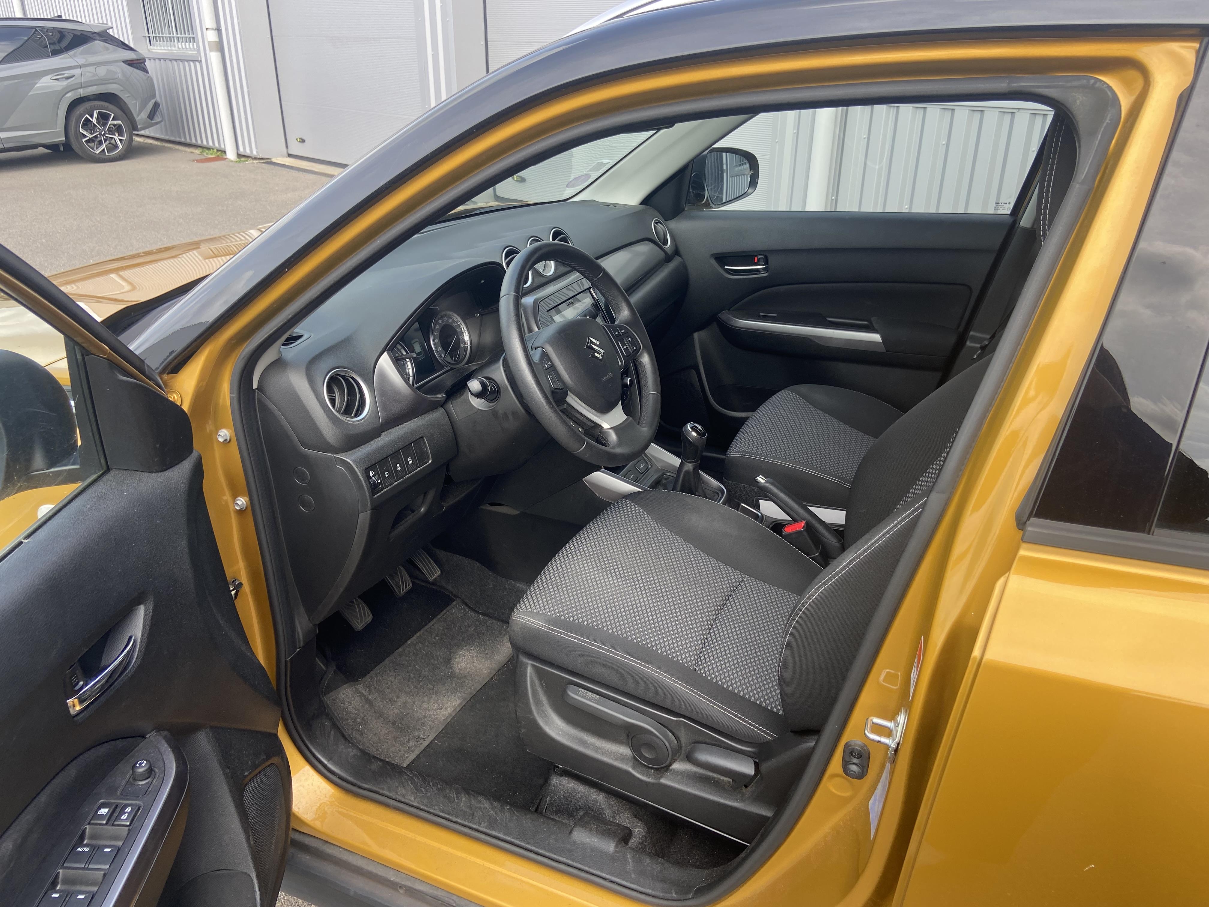 SUZUKI Vitara 1.0 Boosterjet Privilège - Véhicule Occasion Océane Auto