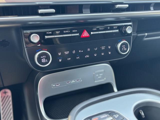 HYUNDAI Ioniq 9 110 kWh - 307 ch HTRAC Executive - Véhicule Occasion Océane Auto