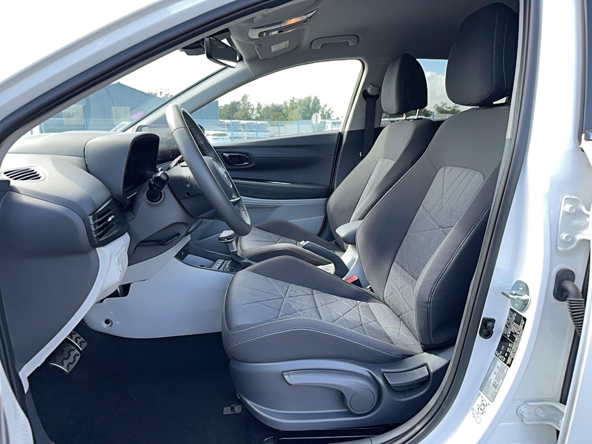 HYUNDAI Bayon 1.0 T-GDi 100 DCT-7 Hybrid 48V Creative - Véhicule Occasion - Océane Auto HYUNDAI Bayon 1.0 T-GDi 100 DCT-7 Hybrid 48V Creative - Véhicule Occasion Océane Auto