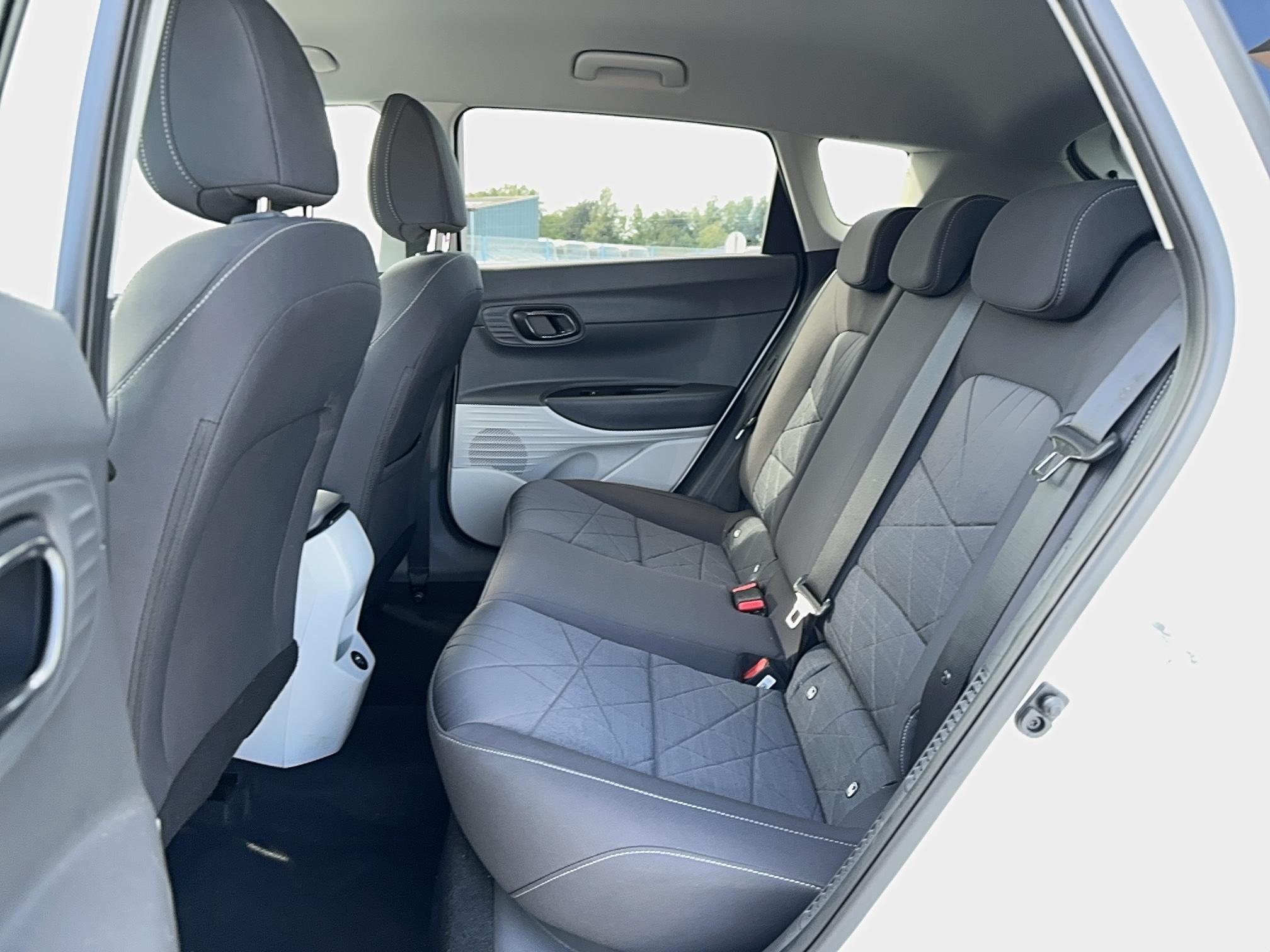 HYUNDAI Bayon 1.0 T-GDi 100 DCT-7 Hybrid 48V Creative - Véhicule Occasion - Océane Auto HYUNDAI Bayon 1.0 T-GDi 100 DCT-7 Hybrid 48V Creative - Véhicule Occasion Océane Auto