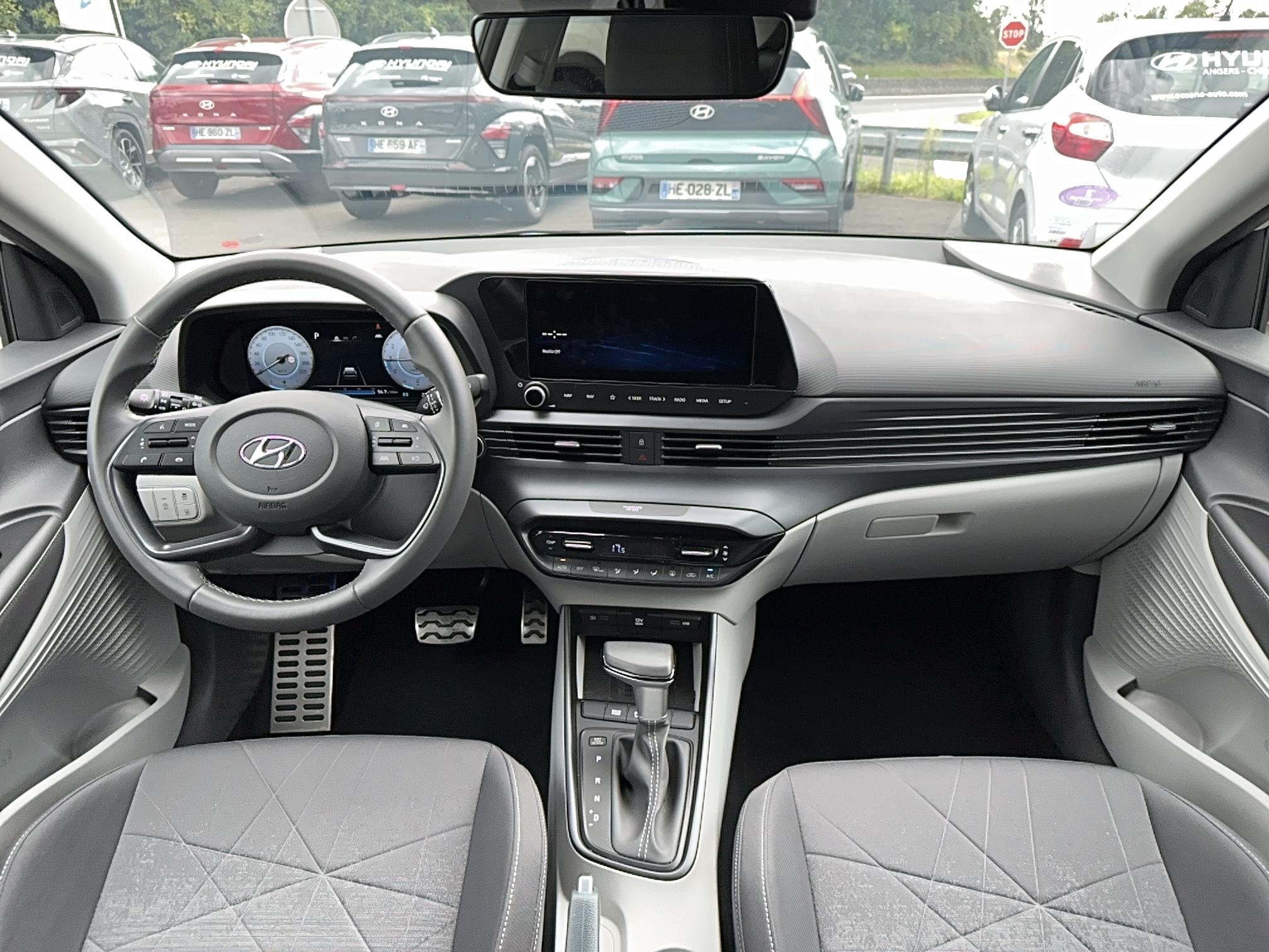 HYUNDAI Bayon 1.0 T-GDi 100 DCT-7 Hybrid 48V Creative - Véhicule Occasion - Océane Auto HYUNDAI Bayon 1.0 T-GDi 100 DCT-7 Hybrid 48V Creative - Véhicule Occasion Océane Auto