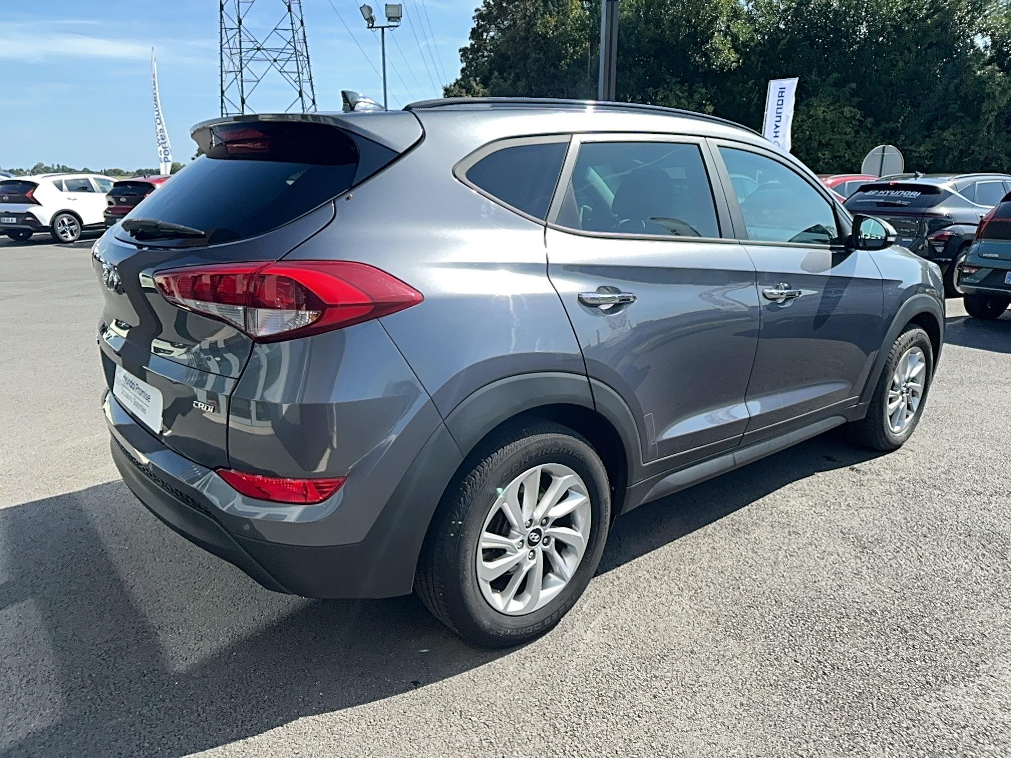 HYUNDAI Tucson 1.7 CRDi 115 2WD Creative - Véhicule Occasion - Océane Auto HYUNDAI Tucson 1.7 CRDi 115 2WD Creative - Véhicule Occasion Océane Auto