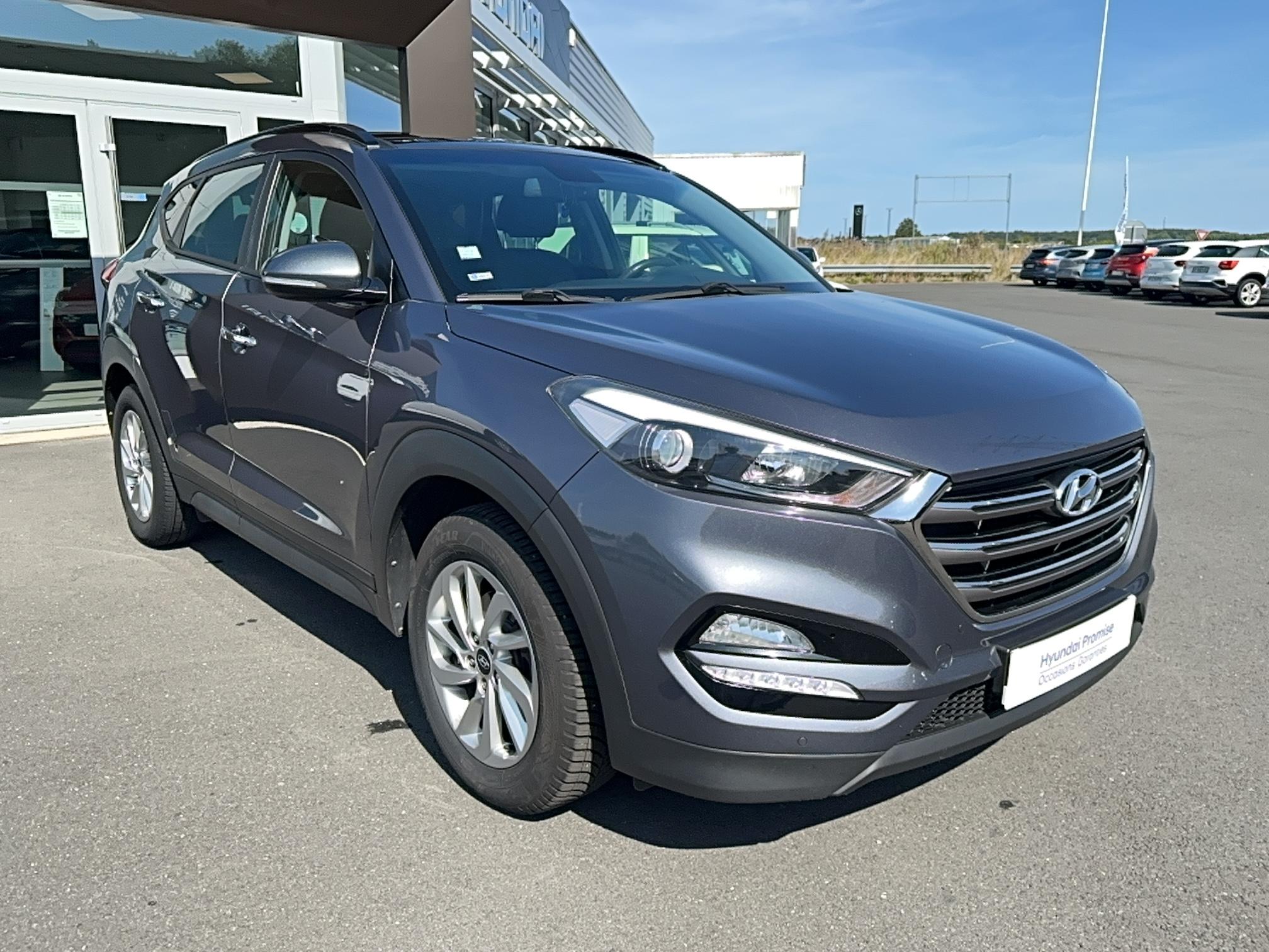 HYUNDAI Tucson 1.7 CRDi 115 2WD Creative - Véhicule Occasion - Océane Auto HYUNDAI Tucson 1.7 CRDi 115 2WD Creative - Véhicule Occasion Océane Auto