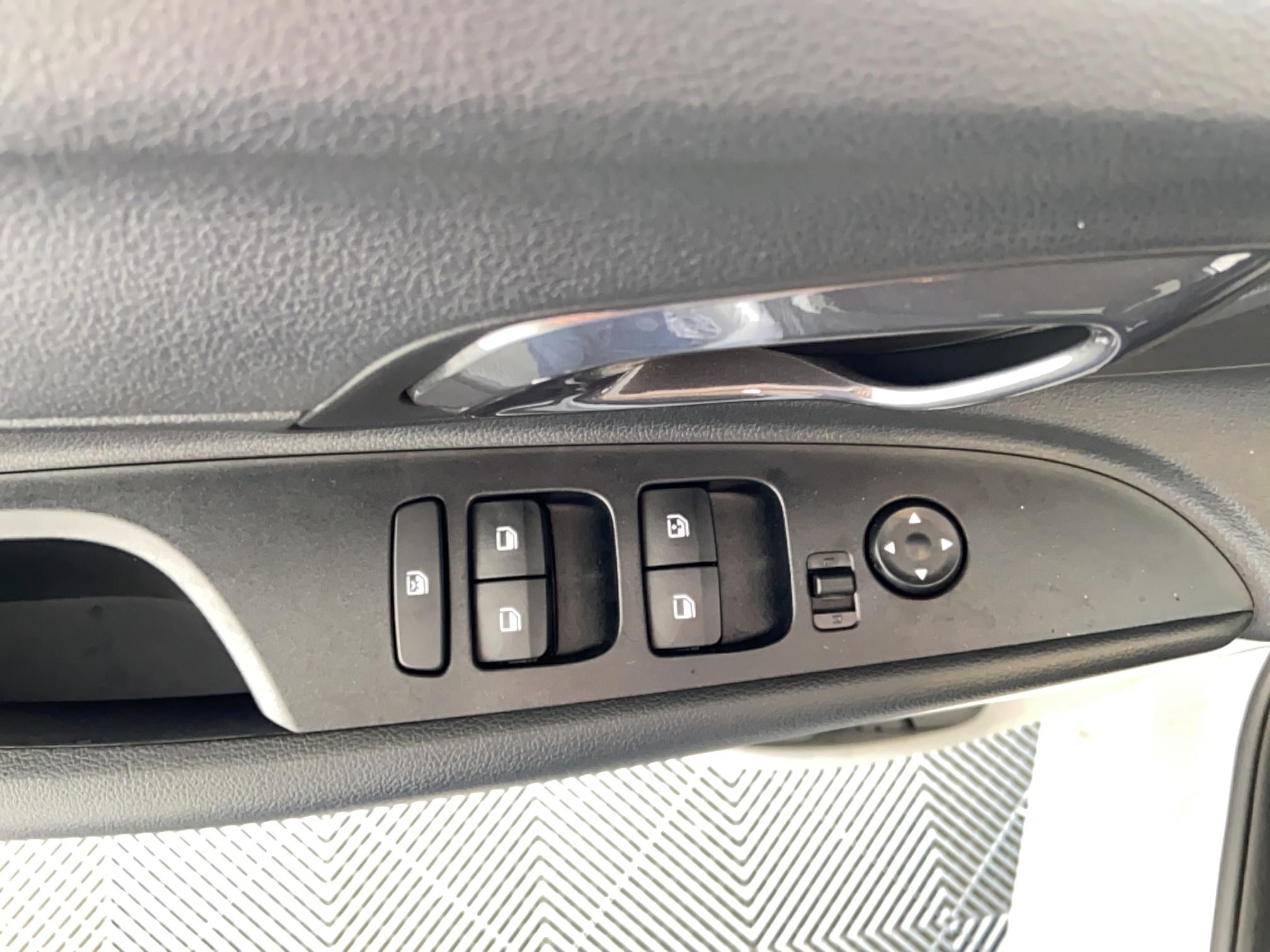 HYUNDAI i20 1.0 T-GDi 100 DCT-7 Intuitive - Véhicule Occasion - Océane Auto HYUNDAI i20 1.0 T-GDi 100 DCT-7 Intuitive - Véhicule Occasion Océane Auto