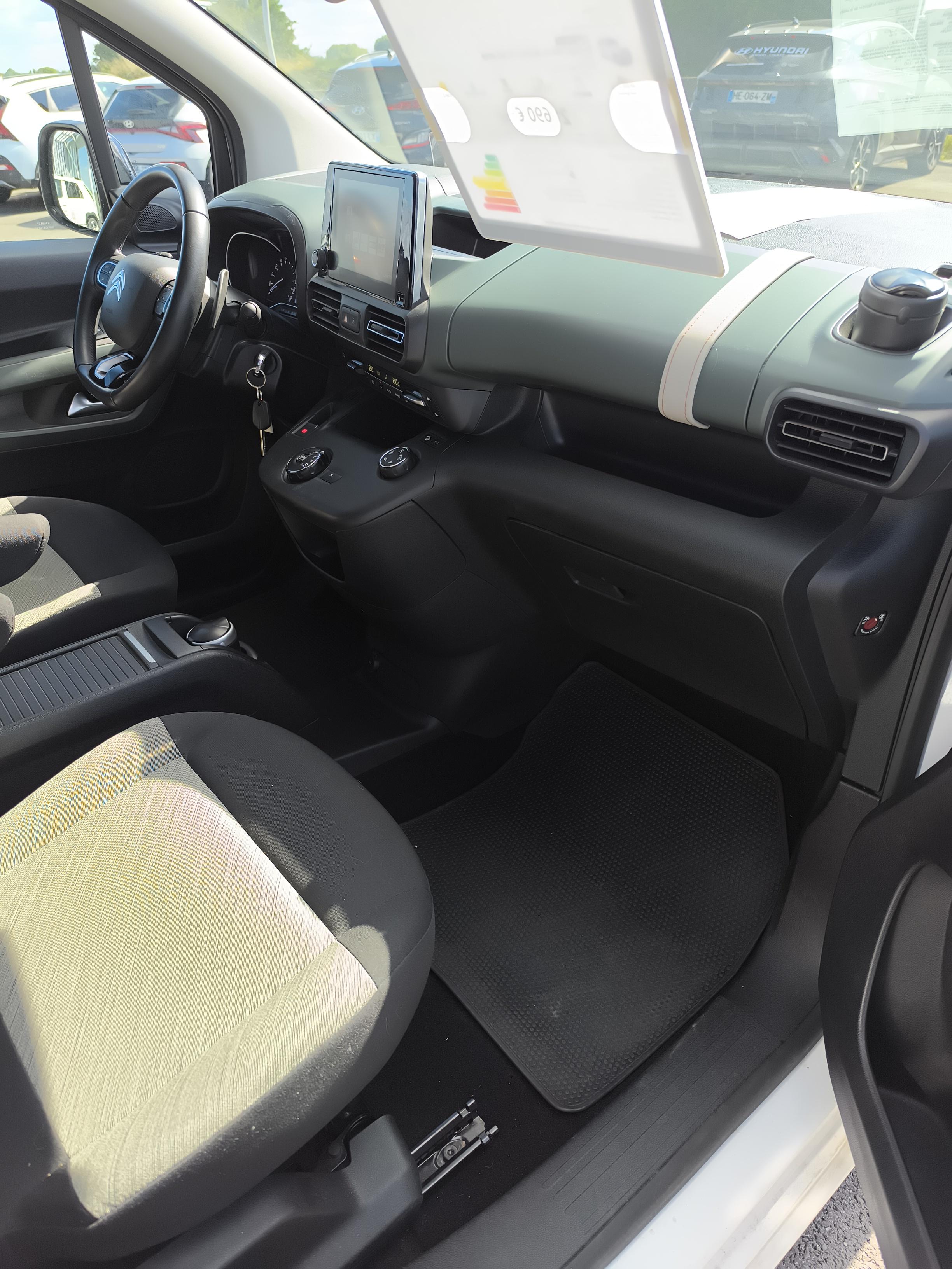 CITROEN Berlingo Taille XL BlueHDi 130 S&S BVA Shine - Véhicule Occasion - Océane Auto CITROEN Berlingo Taille XL BlueHDi 130 S&S BVA Shine - Véhicule Occasion Océane Auto
