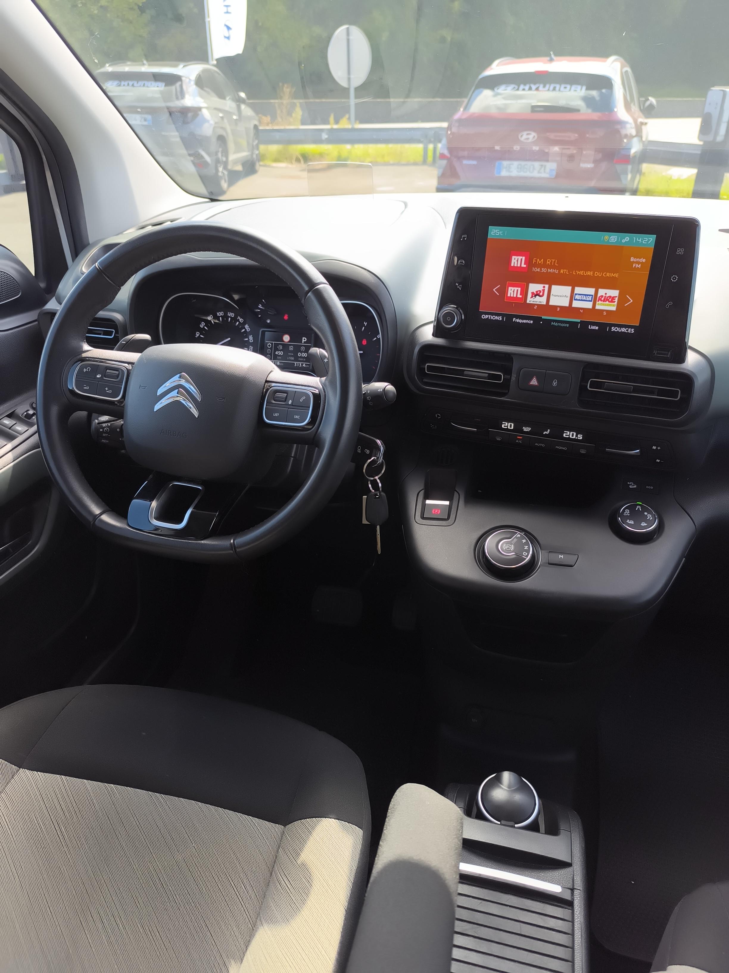 CITROEN Berlingo Taille XL BlueHDi 130 S&S BVA Shine - Véhicule Occasion - Océane Auto CITROEN Berlingo Taille XL BlueHDi 130 S&S BVA Shine - Véhicule Occasion Océane Auto