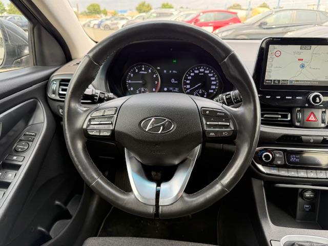 HYUNDAI i30 1.0 T-GDi 120 iBVM6 Hybrid 48V Creative - Véhicule Occasion - Océane Auto HYUNDAI i30 1.0 T-GDi 120 iBVM6 Hybrid 48V Creative - Véhicule Occasion Océane Auto