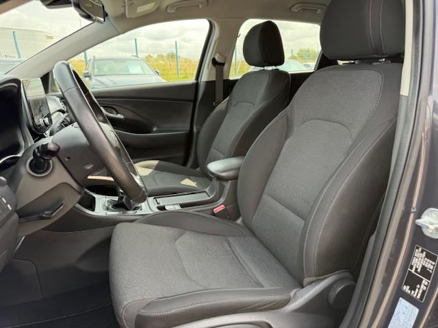 HYUNDAI i30 1.0 T-GDi 120 iBVM6 Hybrid 48V Creative - Véhicule Occasion - Océane Auto HYUNDAI i30 1.0 T-GDi 120 iBVM6 Hybrid 48V Creative - Véhicule Occasion Océane Auto