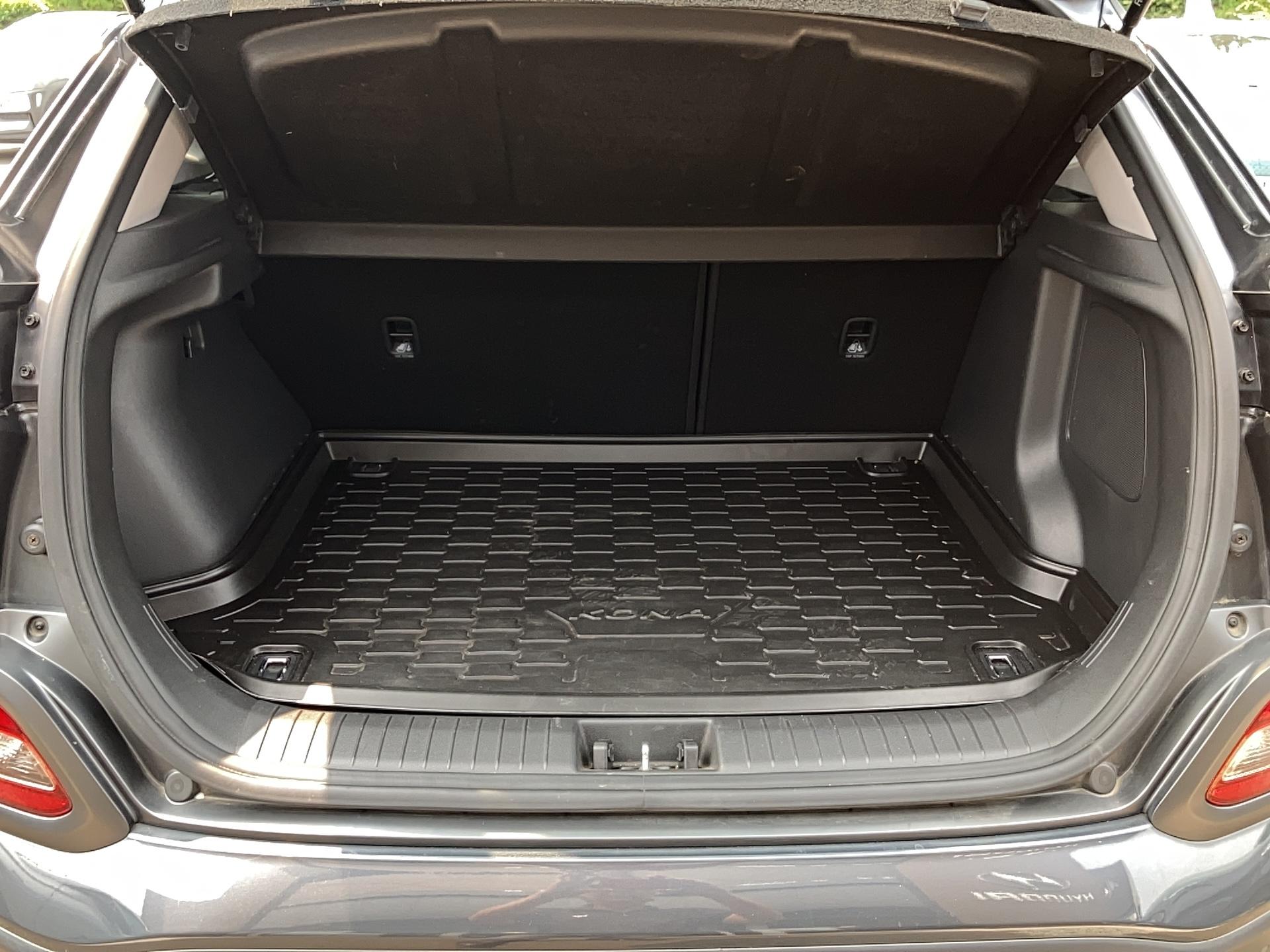 HYUNDAI Kona Electrique 39 kWh - 136 ch Creative - Véhicule Occasion - Océane Auto HYUNDAI Kona Electrique 39 kWh - 136 ch Creative - Véhicule Occasion Océane Auto