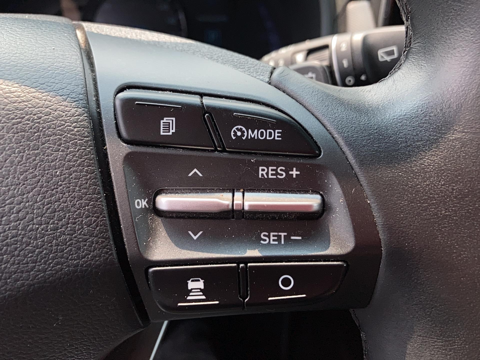 HYUNDAI Kona Electrique 39 kWh - 136 ch Creative - Véhicule Occasion - Océane Auto HYUNDAI Kona Electrique 39 kWh - 136 ch Creative - Véhicule Occasion Océane Auto