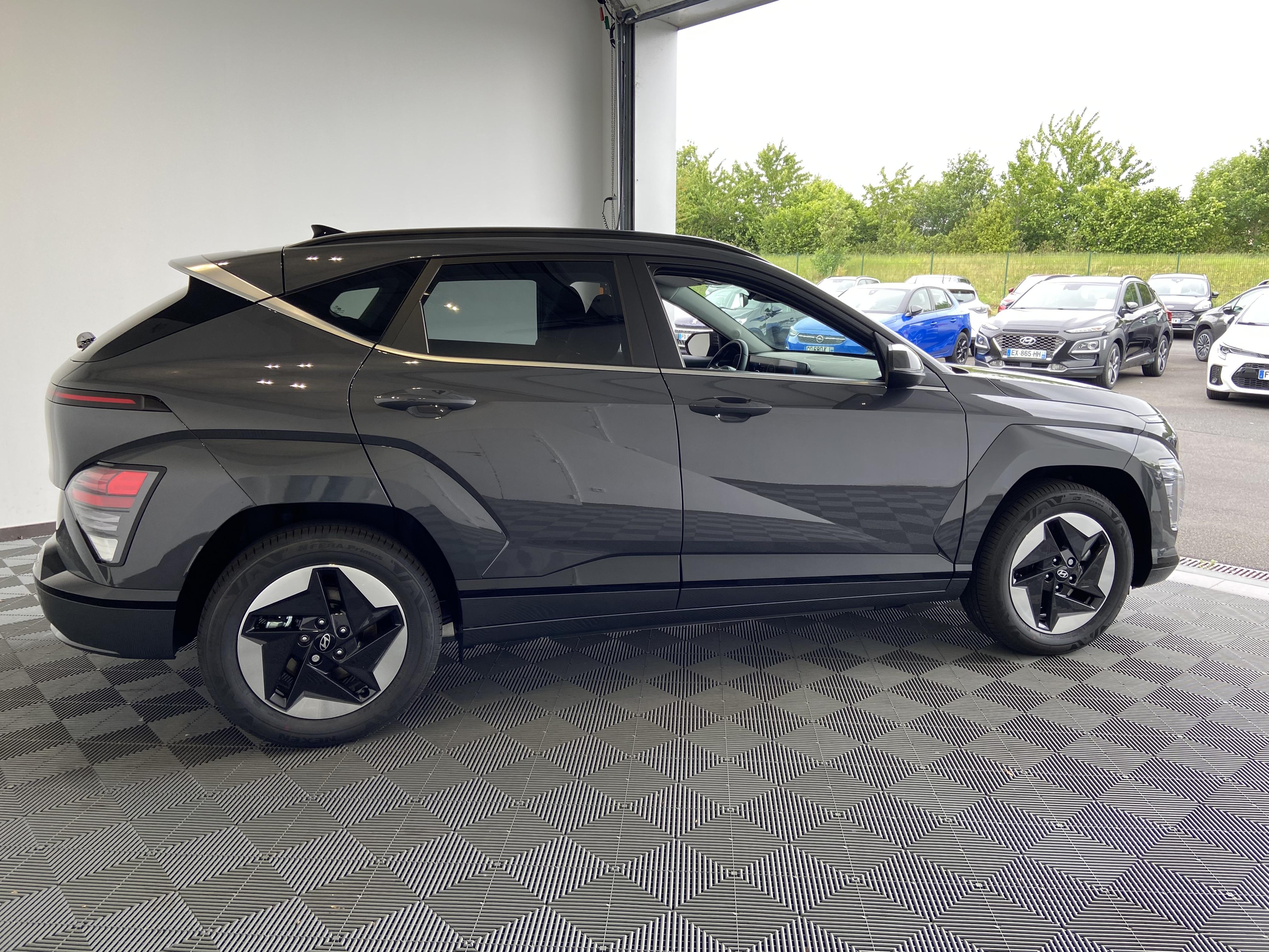 HYUNDAI Kona Electrique 65 kWh - 217 ch Creative - Véhicule Occasion - Océane Auto HYUNDAI Kona Electrique 65 kWh - 217 ch Creative - Véhicule Occasion Océane Auto