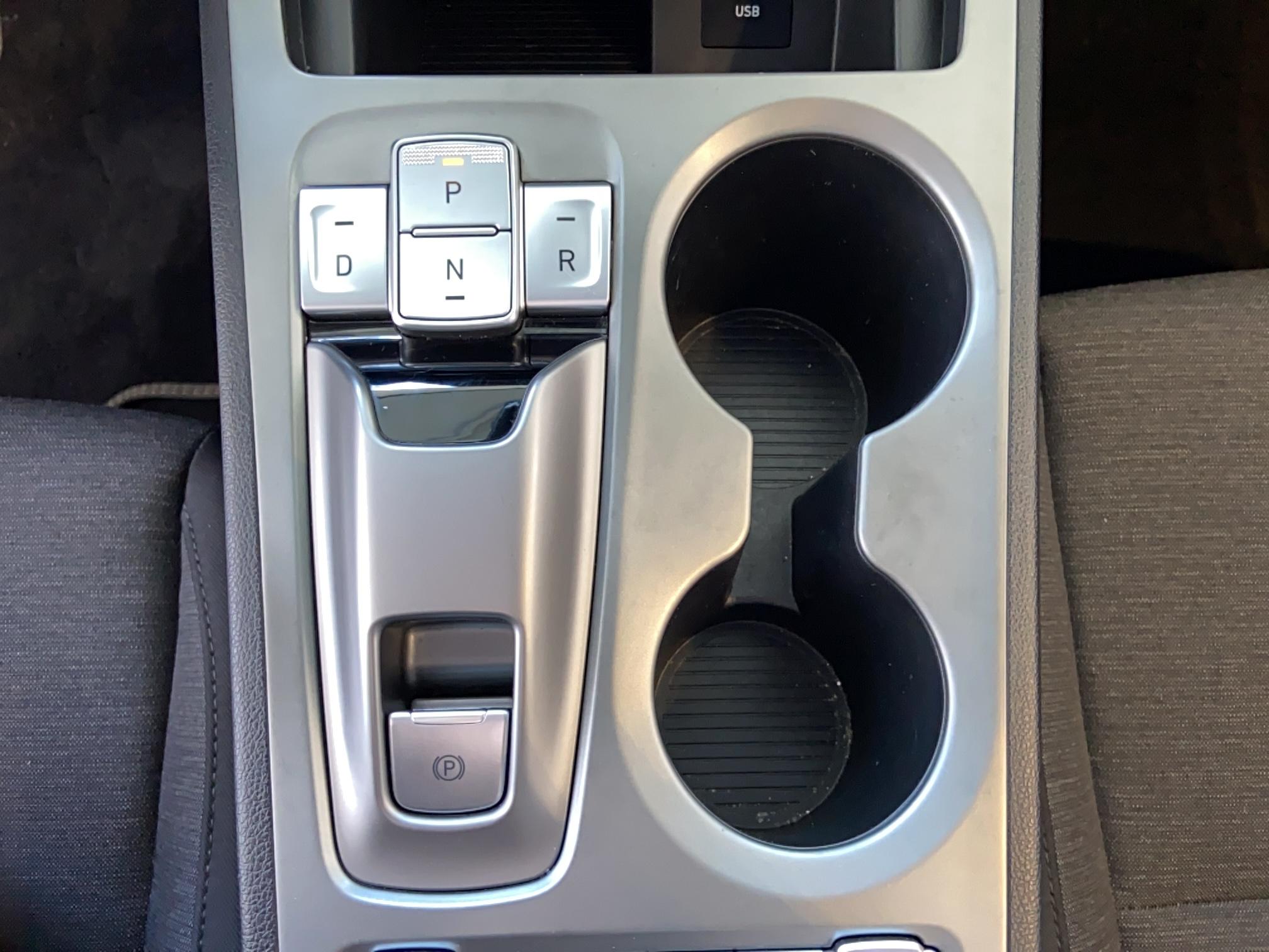 HYUNDAI Kona Electrique 39 kWh - 136 ch Intuitive - Véhicule Occasion - Océane Auto HYUNDAI Kona Electrique 39 kWh - 136 ch Intuitive - Véhicule Occasion Océane Auto
