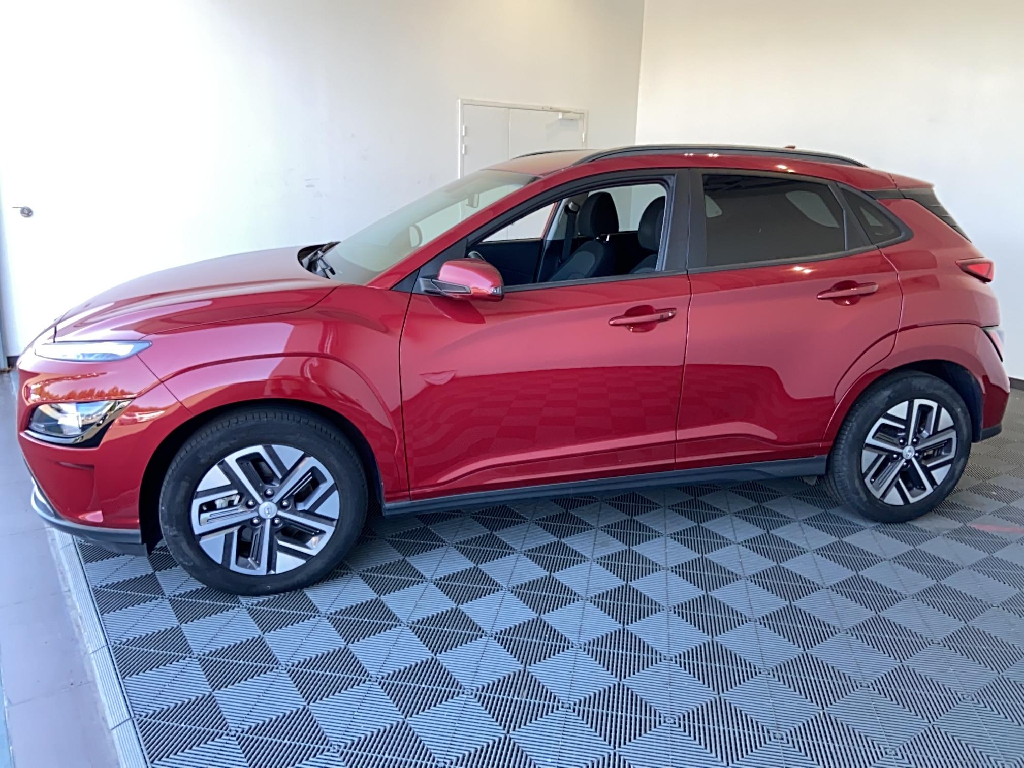HYUNDAI Kona Electrique 39 kWh - 136 ch Intuitive - Véhicule Occasion - Océane Auto HYUNDAI Kona Electrique 39 kWh - 136 ch Intuitive - Véhicule Occasion Océane Auto