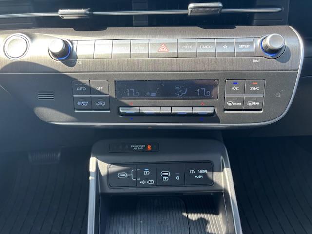 HYUNDAI Kona Electrique 65 kWh - 217 ch Premium - Véhicule Occasion - Océane Auto HYUNDAI Kona Electrique 65 kWh - 217 ch Premium - Véhicule Occasion Océane Auto