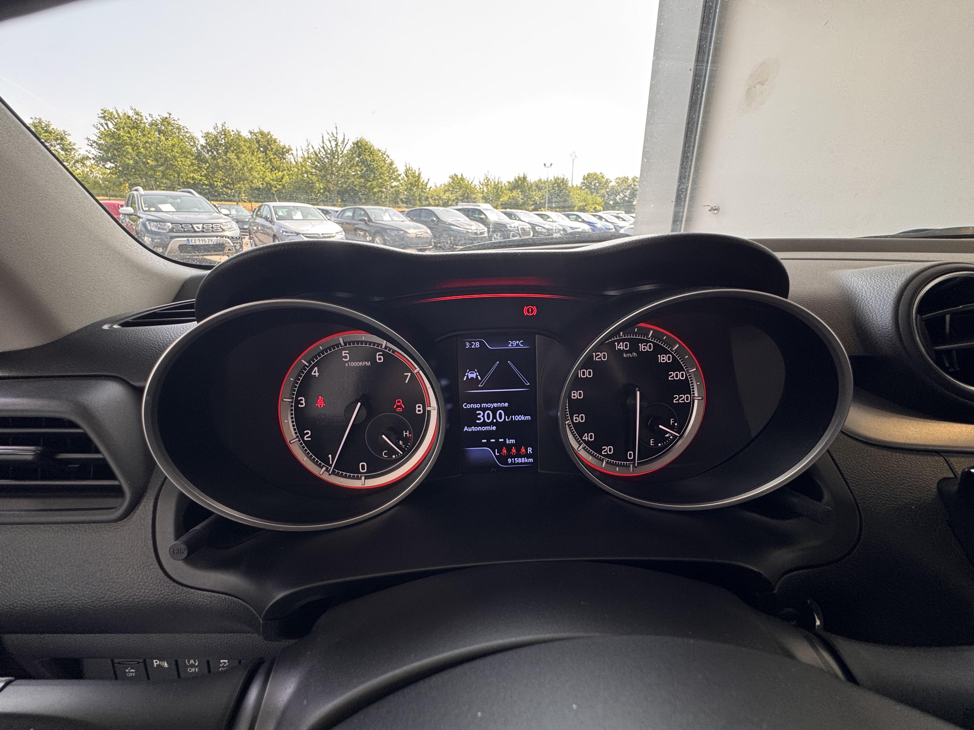 SUZUKI Swift 1.2 Dualjet Hybrid Pack - Véhicule Occasion - Océane Auto SUZUKI Swift 1.2 Dualjet Hybrid Pack - Véhicule Occasion Océane Auto