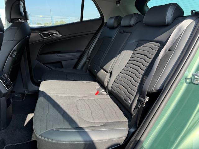 KIA Sportage 1.6 T-GDi 230ch ISG Hybride BVA6 4x2 Design - Véhicule Occasion - Océane Auto KIA Sportage 1.6 T-GDi 230ch ISG Hybride BVA6 4x2 Design - Véhicule Occasion Océane Auto