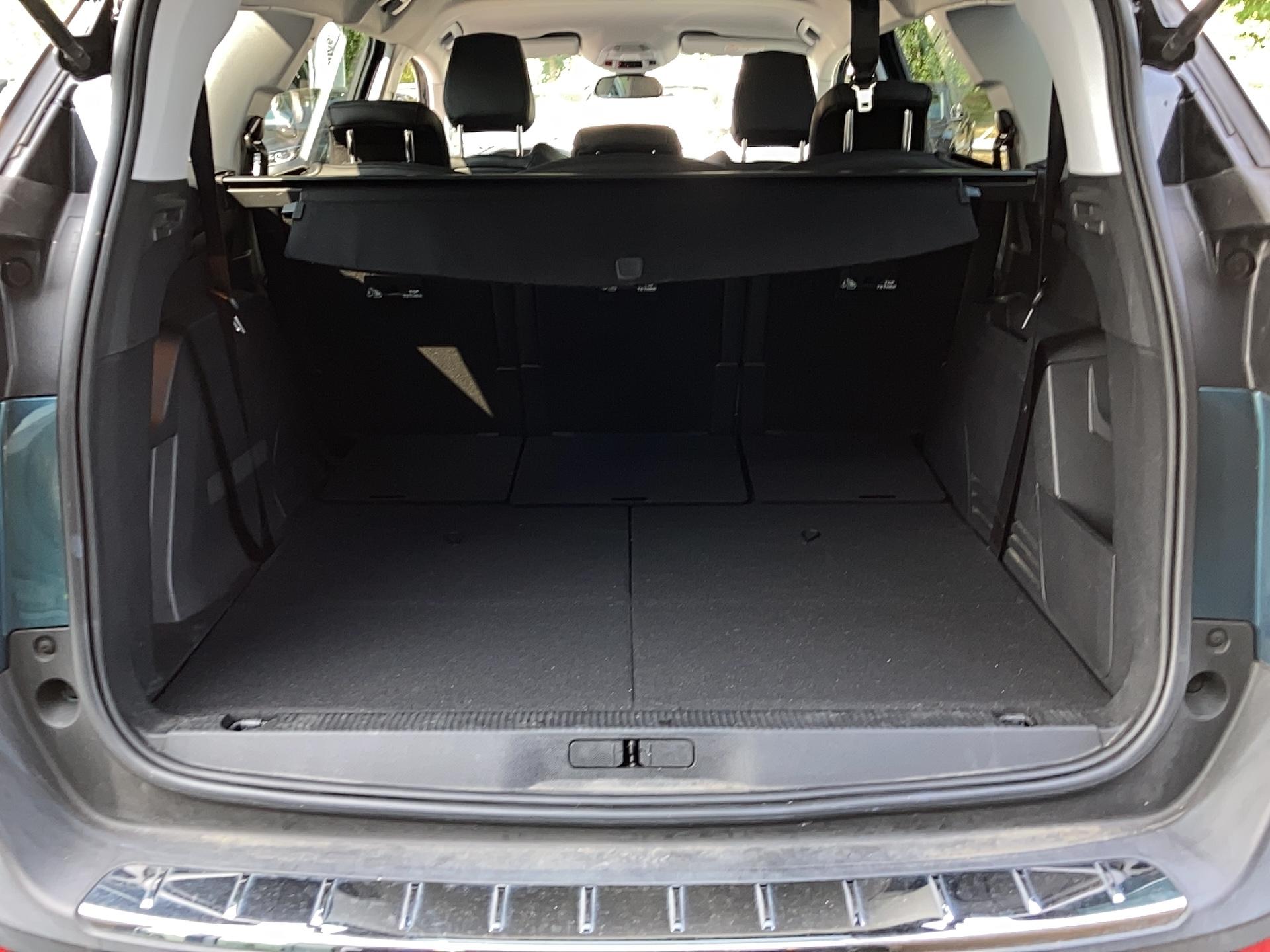 PEUGEOT 5008 PureTech 130ch S&S BVM6 Allure - Véhicule Occasion - Océane Auto PEUGEOT 5008 PureTech 130ch S&S BVM6 Allure - Véhicule Occasion Océane Auto