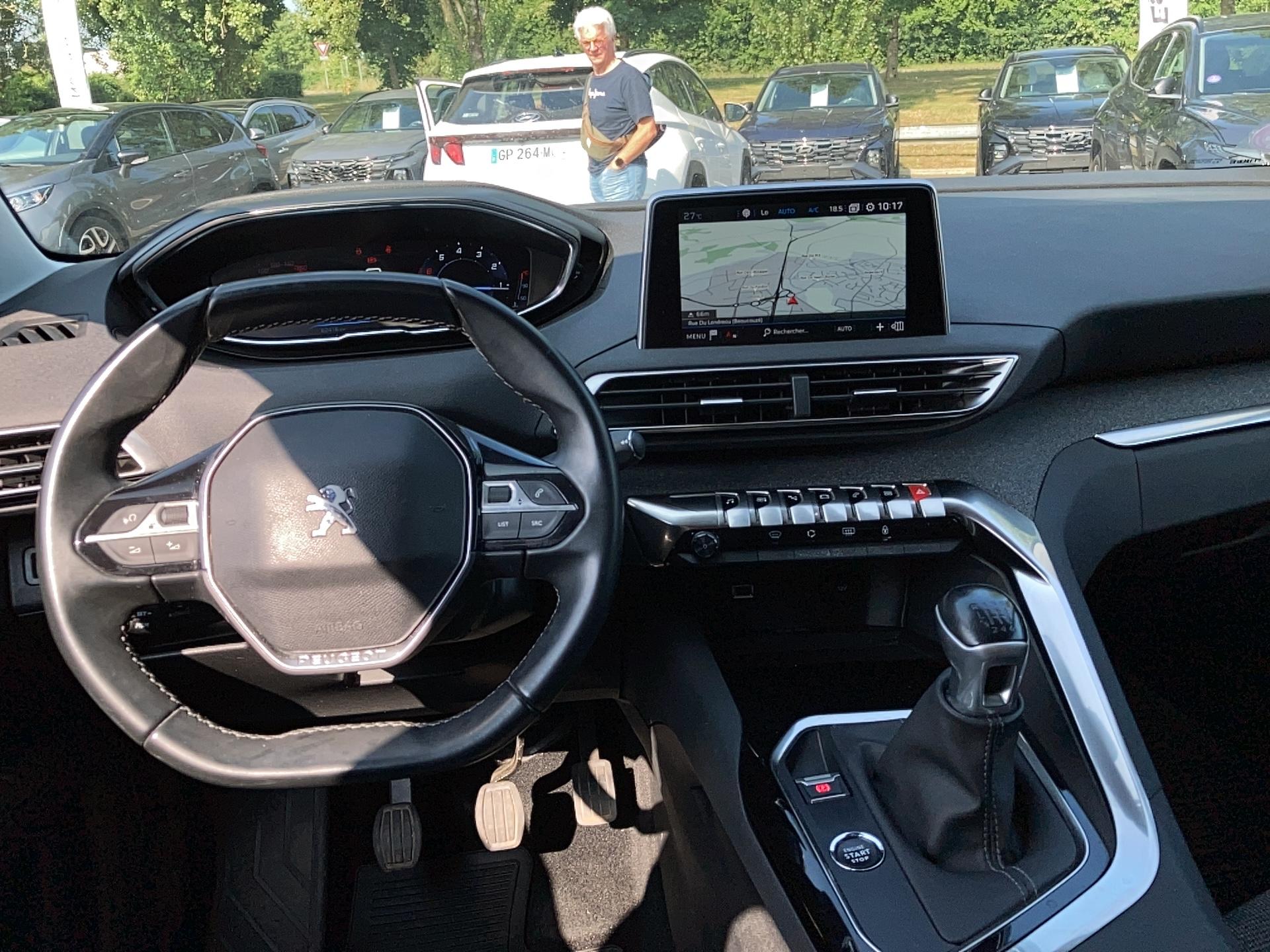 PEUGEOT 5008 PureTech 130ch S&S BVM6 Allure - Véhicule Occasion - Océane Auto PEUGEOT 5008 PureTech 130ch S&S BVM6 Allure - Véhicule Occasion Océane Auto