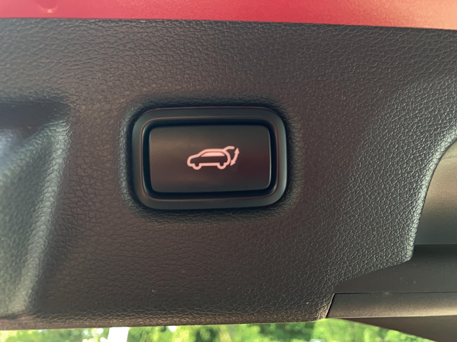 KIA XCeed 1.6 GDi Hybride Rechargeable 141ch DCT6 Premium - Véhicule Occasion - Océane Auto KIA XCeed 1.6 GDi Hybride Rechargeable 141ch DCT6 Premium - Véhicule Occasion Océane Auto