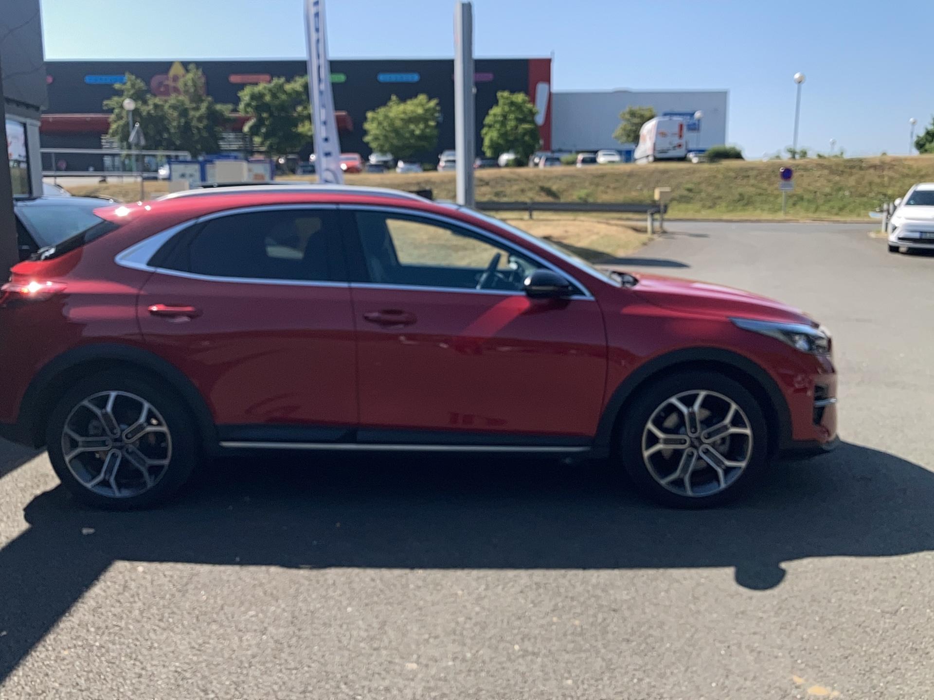 KIA XCeed 1.6 GDi Hybride Rechargeable 141ch DCT6 Premium - Véhicule Occasion - Océane Auto KIA XCeed 1.6 GDi Hybride Rechargeable 141ch DCT6 Premium - Véhicule Occasion Océane Auto