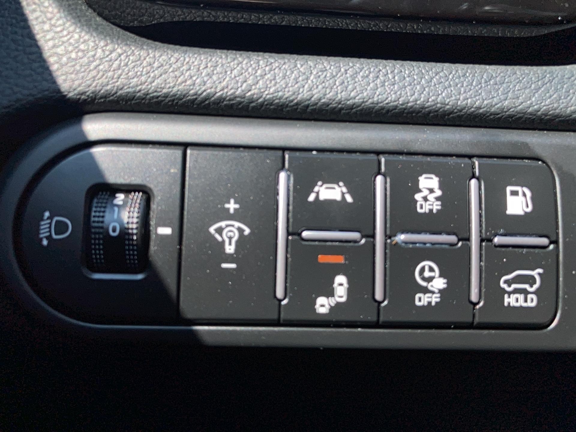 KIA XCeed 1.6 GDi Hybride Rechargeable 141ch DCT6 Premium - Véhicule Occasion - Océane Auto KIA XCeed 1.6 GDi Hybride Rechargeable 141ch DCT6 Premium - Véhicule Occasion Océane Auto