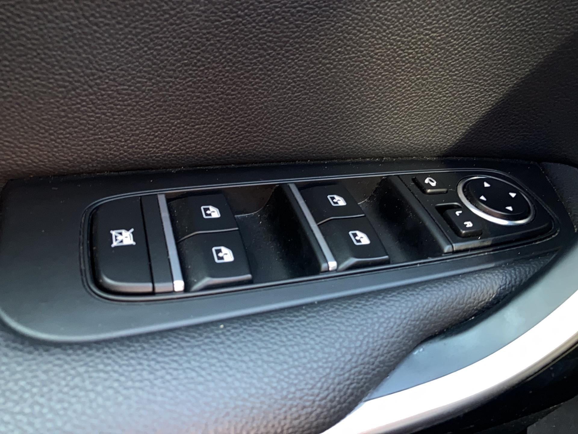 KIA XCeed 1.6 GDi Hybride Rechargeable 141ch DCT6 Premium - Véhicule Occasion - Océane Auto KIA XCeed 1.6 GDi Hybride Rechargeable 141ch DCT6 Premium - Véhicule Occasion Océane Auto