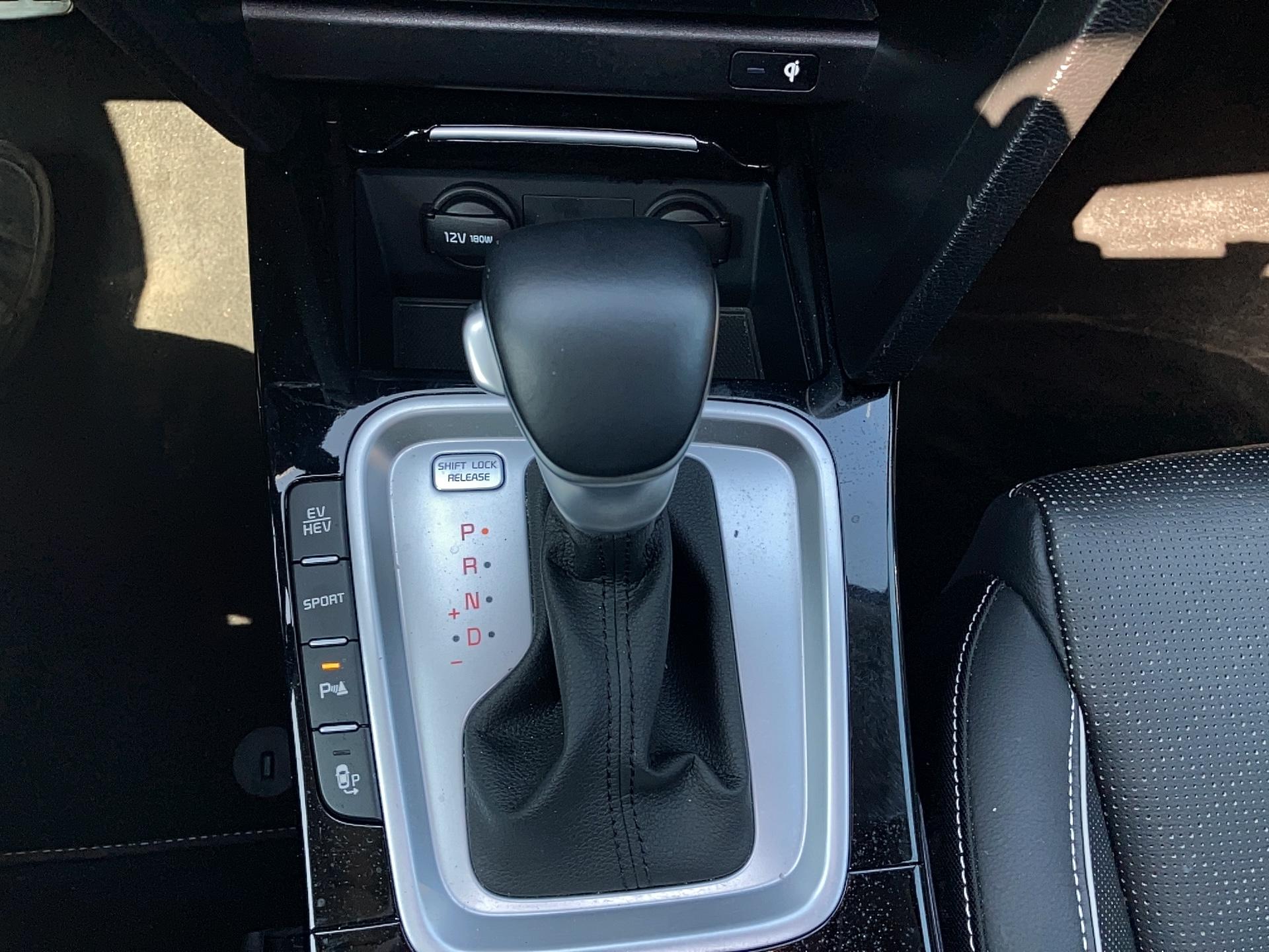 KIA XCeed 1.6 GDi Hybride Rechargeable 141ch DCT6 Premium - Véhicule Occasion - Océane Auto KIA XCeed 1.6 GDi Hybride Rechargeable 141ch DCT6 Premium - Véhicule Occasion Océane Auto