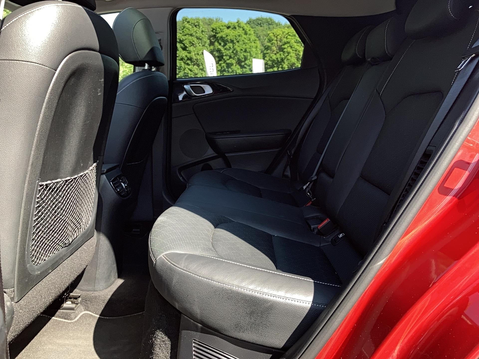 KIA XCeed 1.6 GDi Hybride Rechargeable 141ch DCT6 Premium - Véhicule Occasion - Océane Auto KIA XCeed 1.6 GDi Hybride Rechargeable 141ch DCT6 Premium - Véhicule Occasion Océane Auto