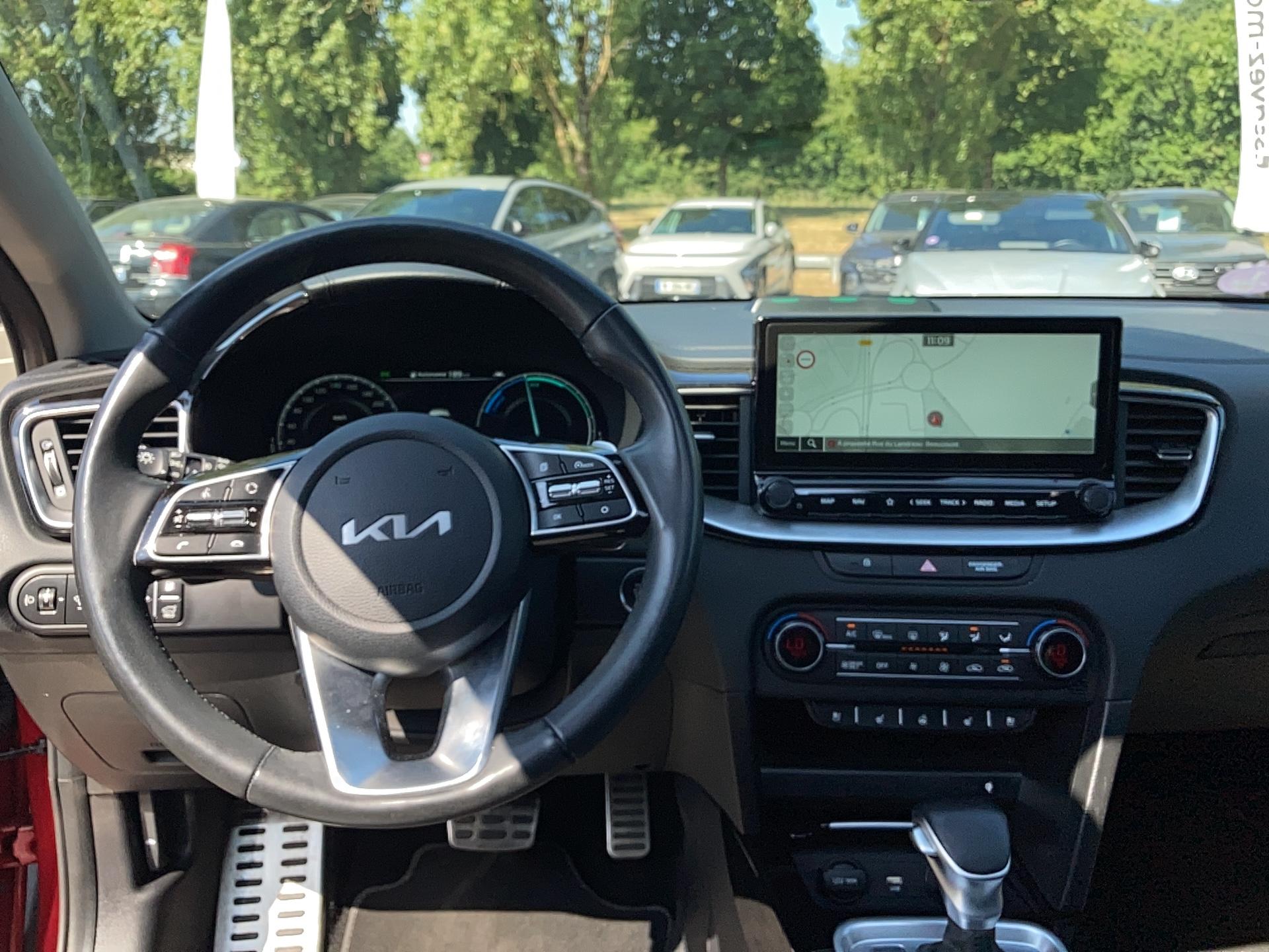 KIA XCeed 1.6 GDi Hybride Rechargeable 141ch DCT6 Premium - Véhicule Occasion - Océane Auto KIA XCeed 1.6 GDi Hybride Rechargeable 141ch DCT6 Premium - Véhicule Occasion Océane Auto