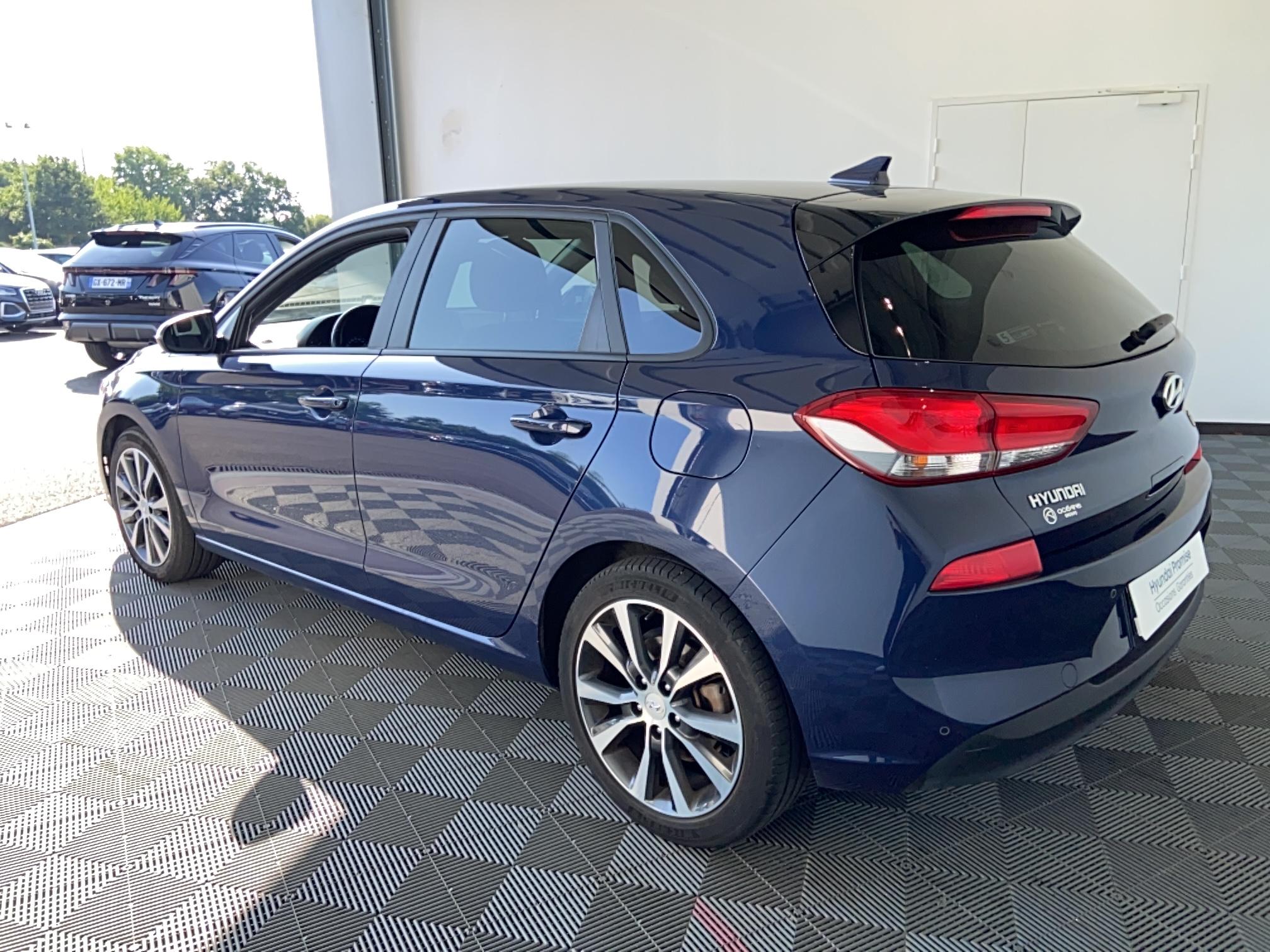 HYUNDAI i30 1.6 CRDi 115 DCT-7 Edition #Navi - Véhicule Occasion - Océane Auto HYUNDAI i30 1.6 CRDi 115 DCT-7 Edition #Navi - Véhicule Occasion Océane Auto