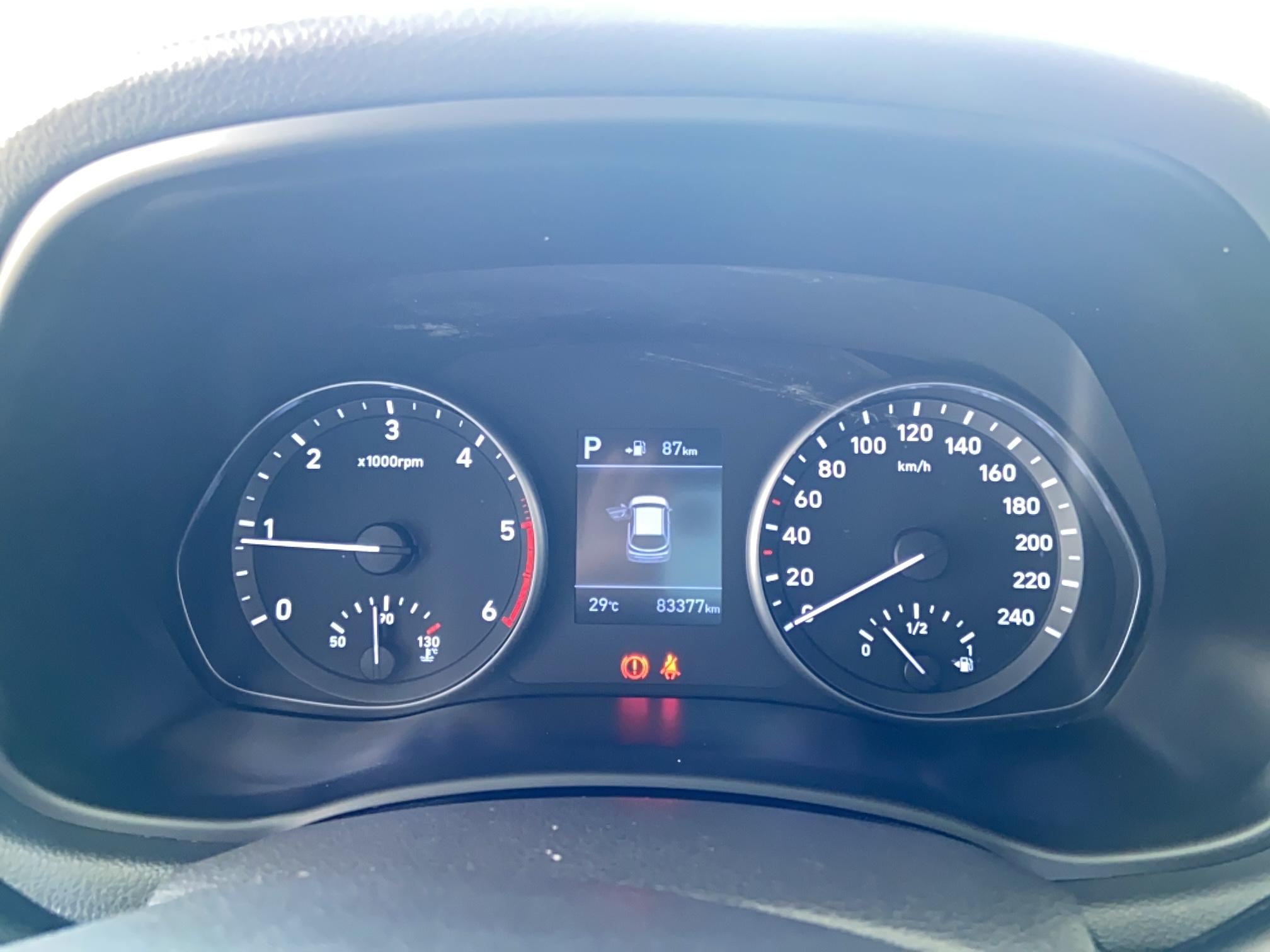 HYUNDAI i30 1.6 CRDi 115 DCT-7 Edition #Navi - Véhicule Occasion - Océane Auto HYUNDAI i30 1.6 CRDi 115 DCT-7 Edition #Navi - Véhicule Occasion Océane Auto