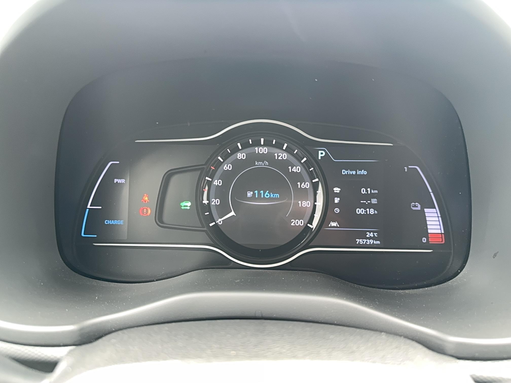 HYUNDAI Kona Electrique 39 kWh - 136 ch Creative - Véhicule Occasion Océane Auto