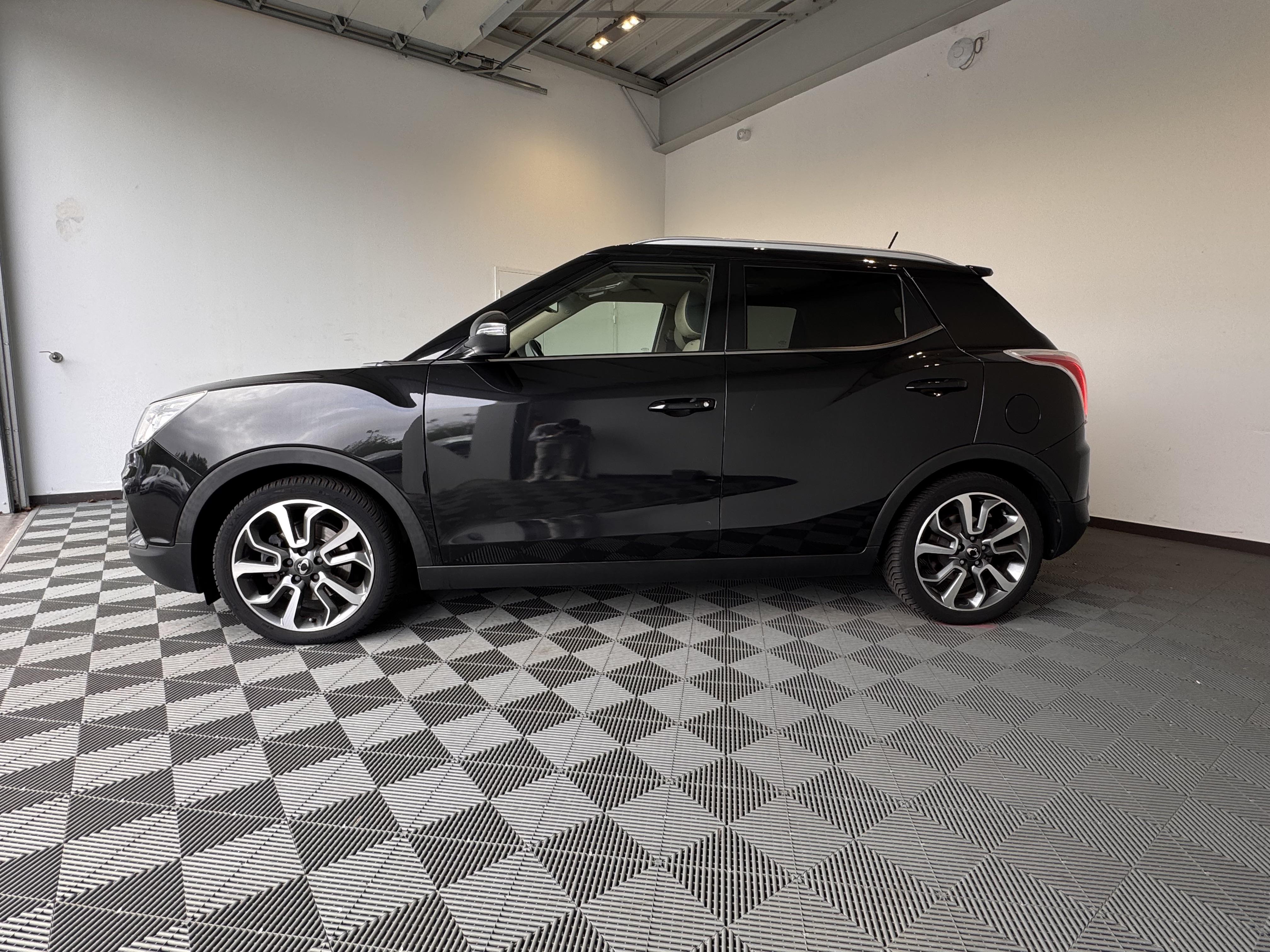 SSANGYONG Tivoli 160 e-XDi 115 2WD Luxury A - Véhicule Occasion Océane Auto