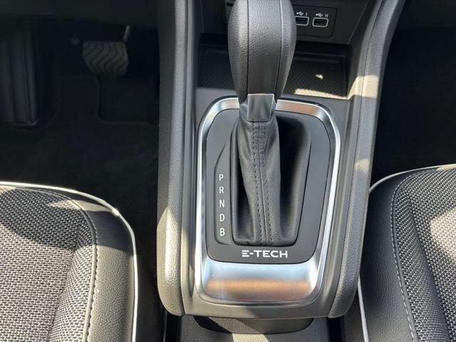 RENAULT Captur E-Tech hybride 145 Techno - Véhicule Occasion Océane Auto