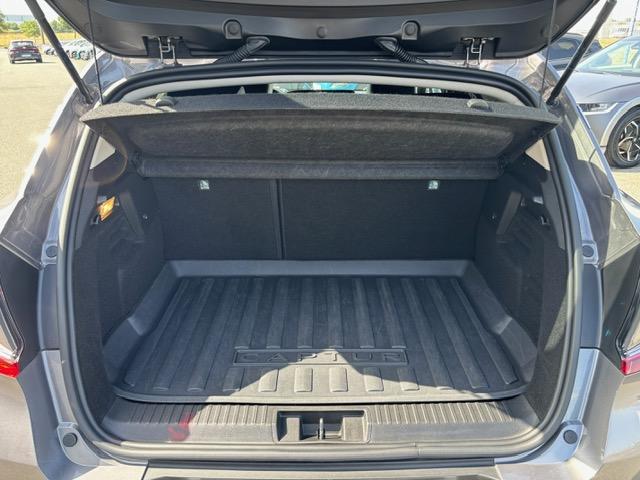 RENAULT Captur E-Tech hybride 145 Techno - Véhicule Occasion Océane Auto
