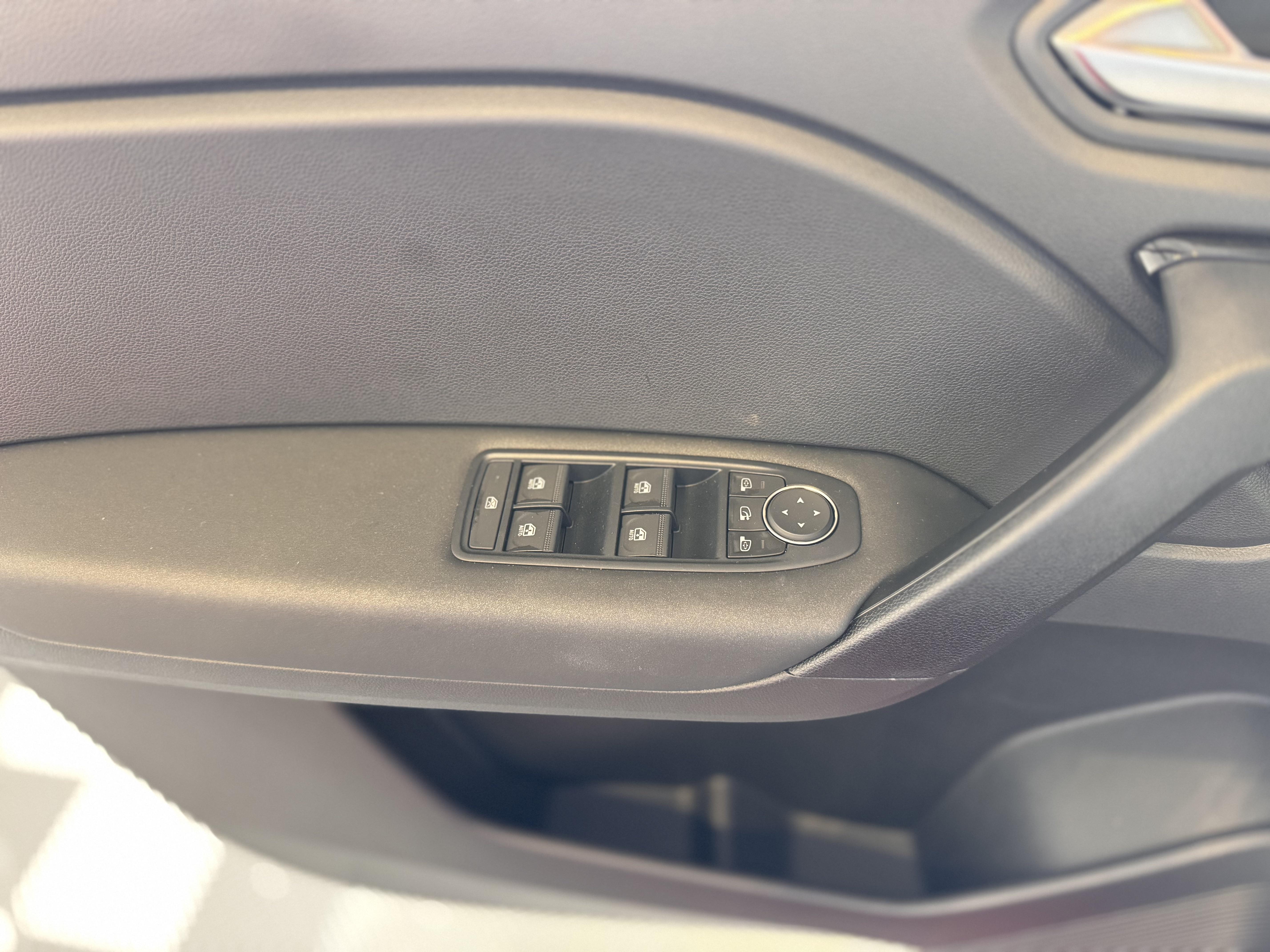 SSANGYONG Tivoli 160 e-XDi 115 2WD Luxury A - Véhicule Occasion Océane Auto